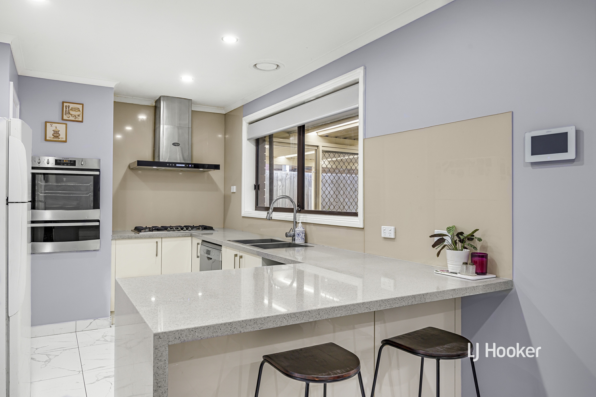 33 Dummett Avenue — photo 6 of 17