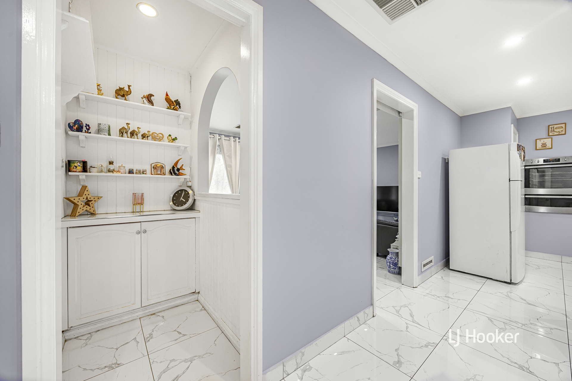 33 Dummett Avenue — photo 7 of 17