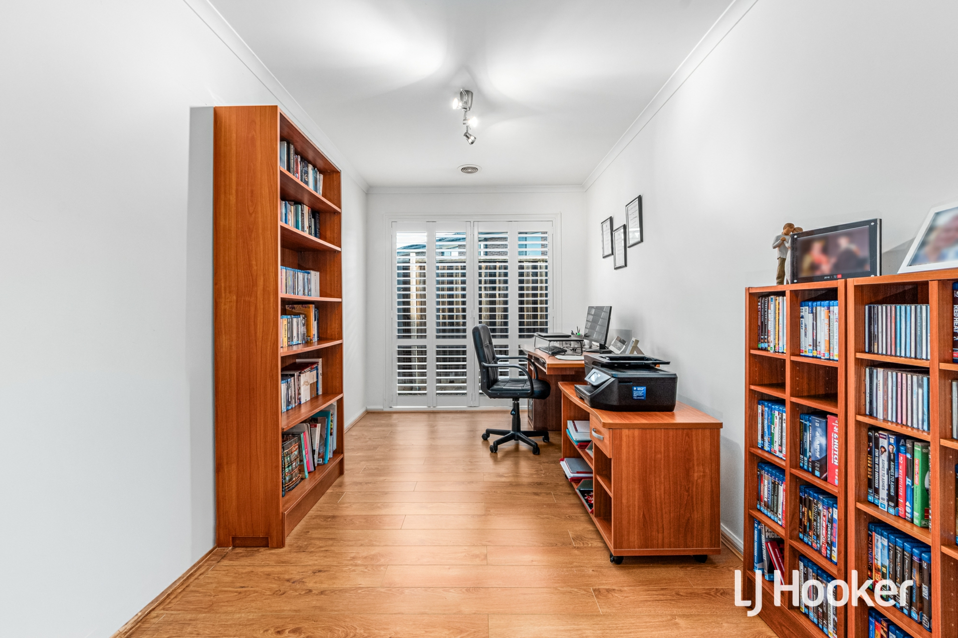 4 Hibiscus Crescent — photo 4 of 21