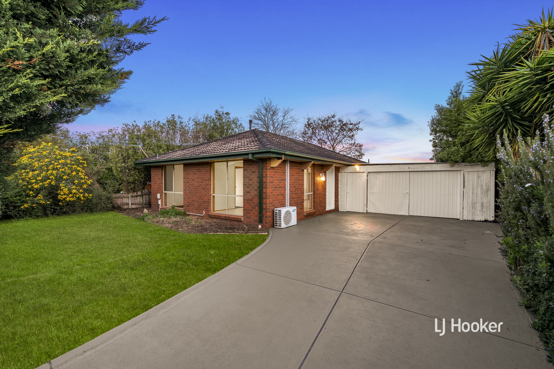 10 Intervale Drive — photo from LJ Hooker Point Cook
