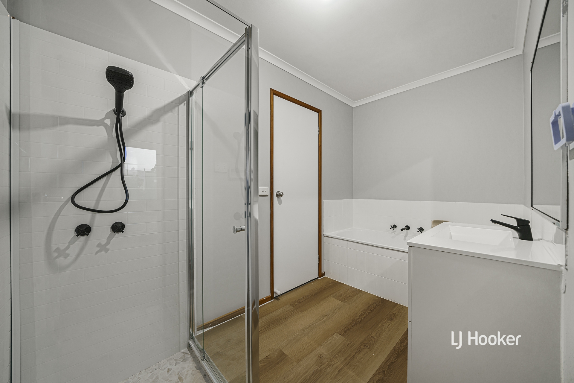 10 Intervale Drive — photo 13 of 16