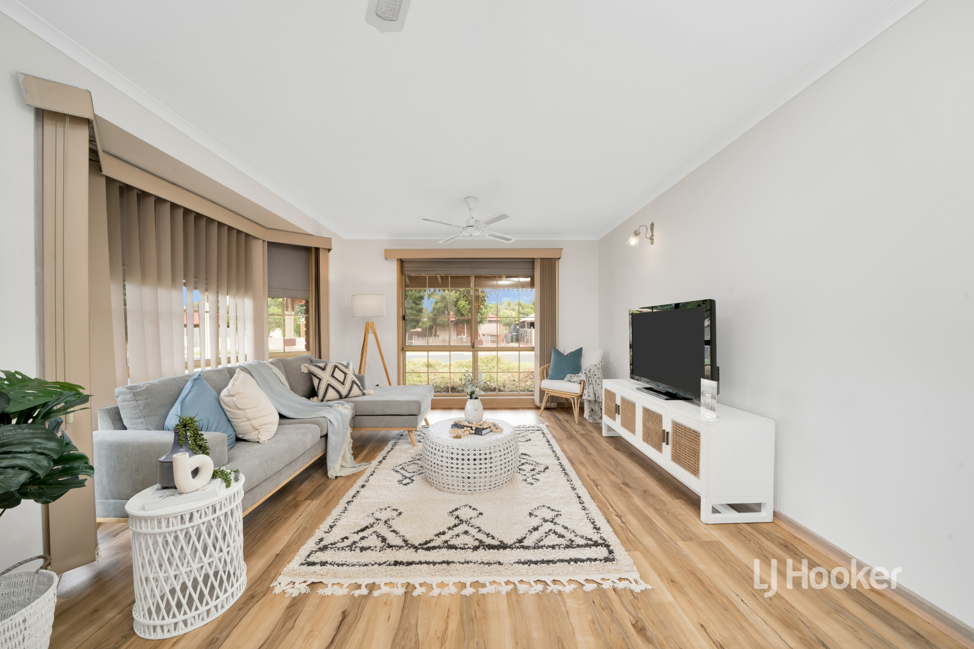 15 Cassowary Avenue — photo 2 of 10