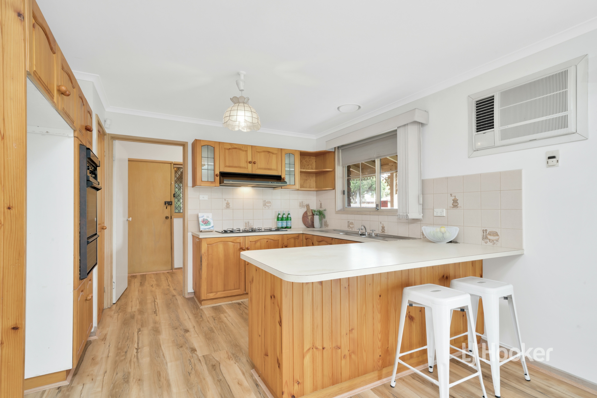 15 Cassowary Avenue — photo 3 of 10
