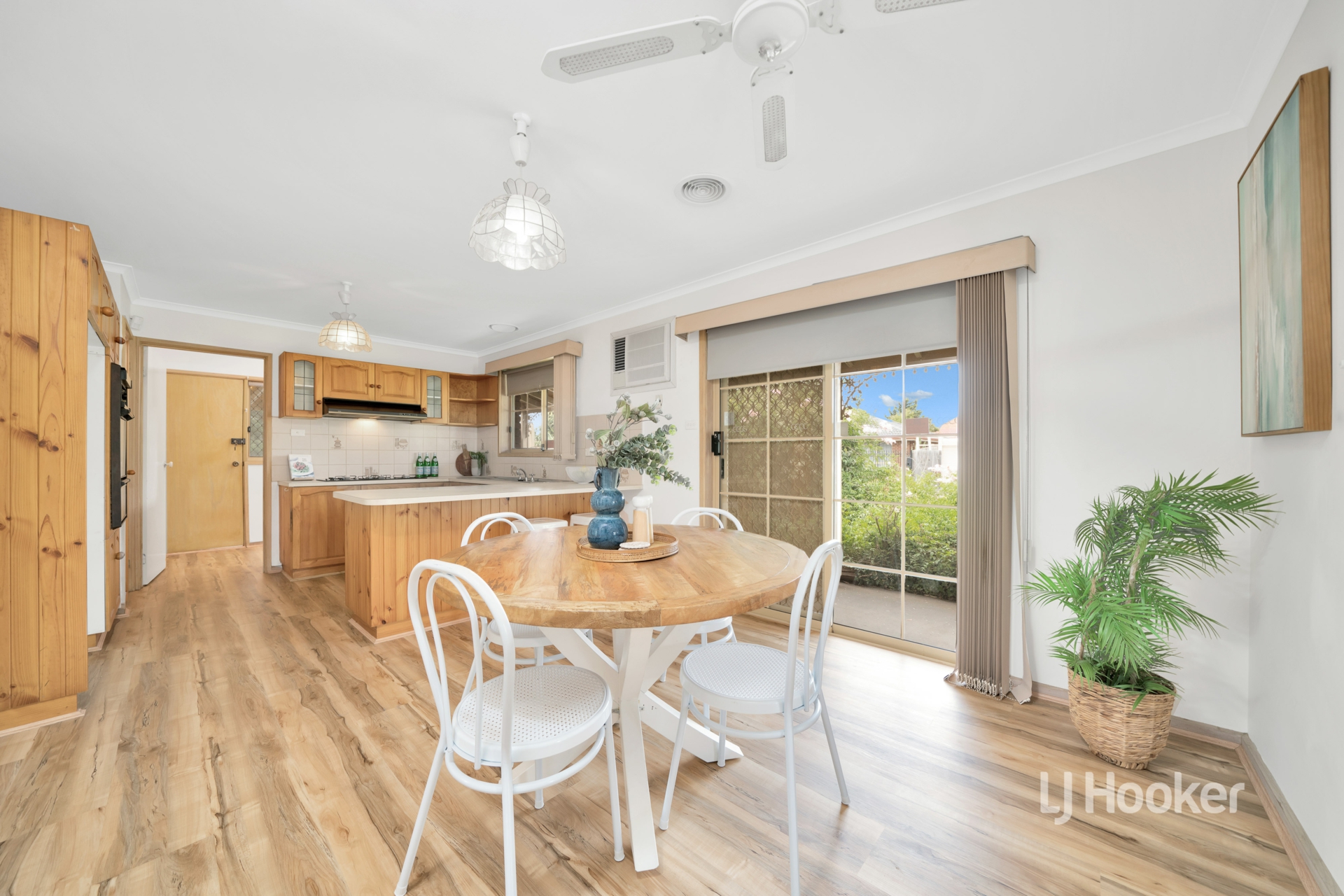 15 Cassowary Avenue — photo 4 of 10