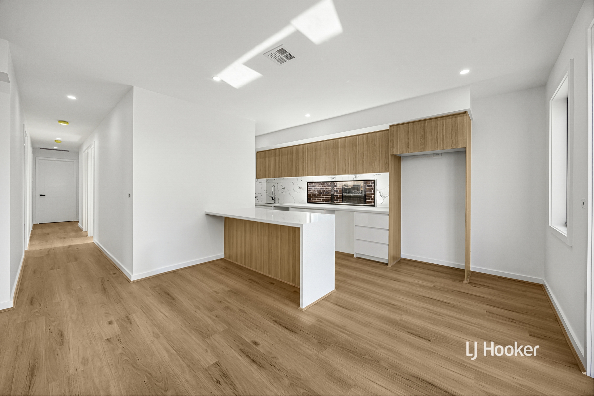 8 Tane Street — photo 2 of 14