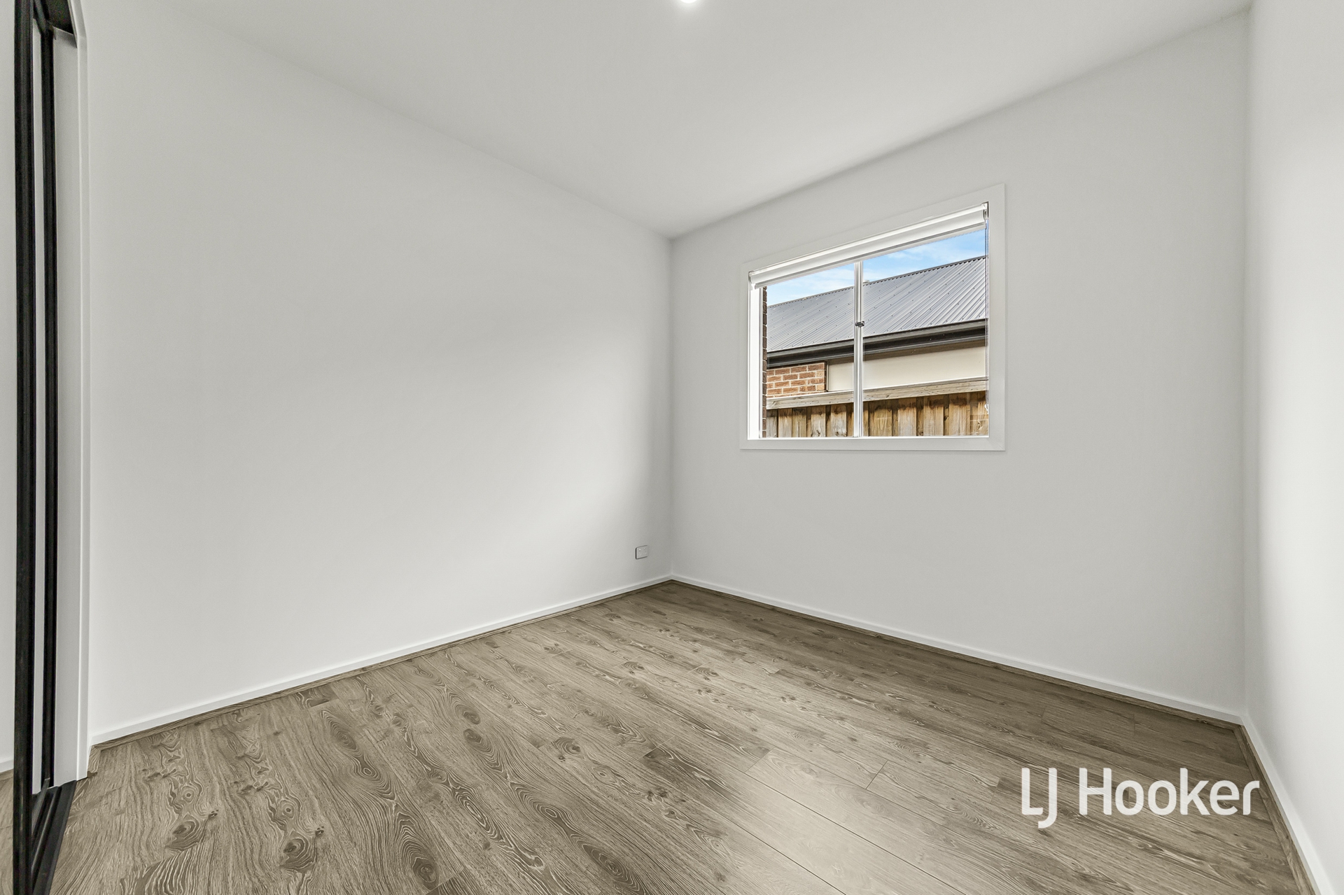 14 Goshawk Road — photo 12 of 21