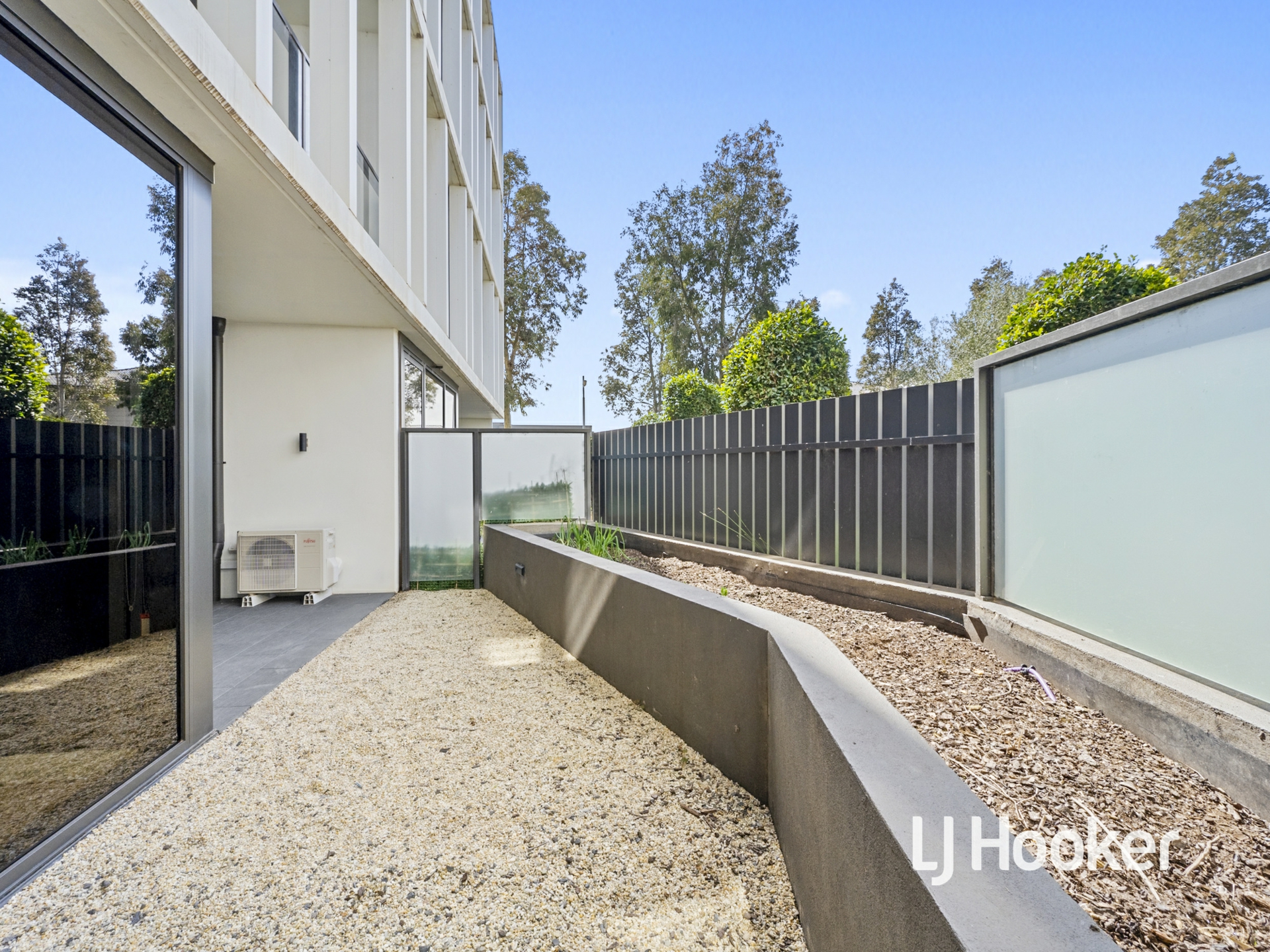 14/33 Quay Boulevard — photo 5 of 12