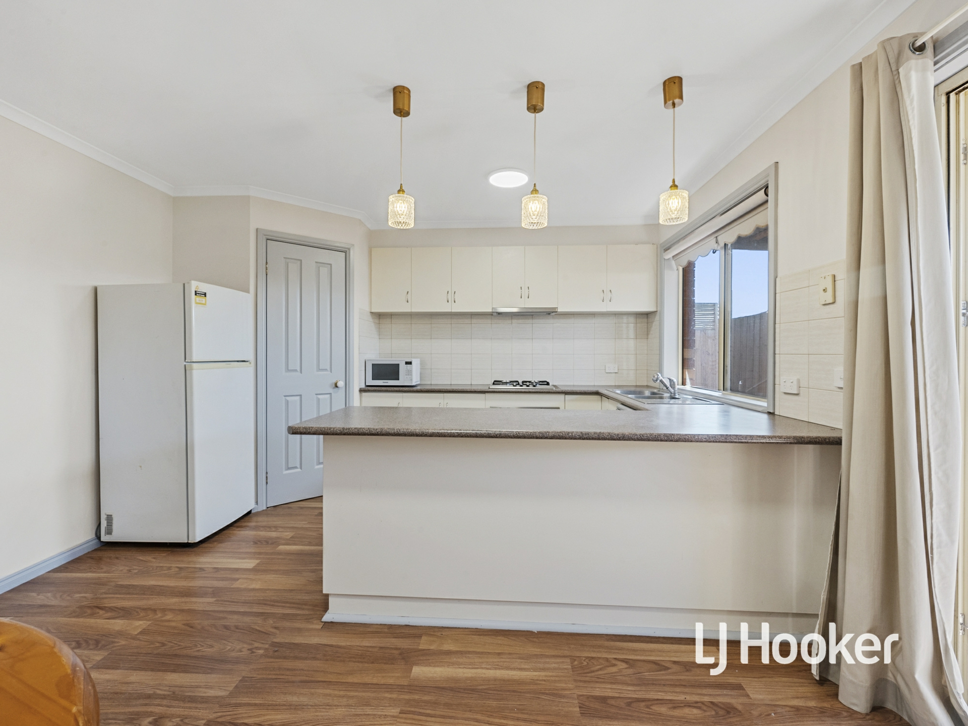 2/45 Songlark Crescent — photo 5 of 8