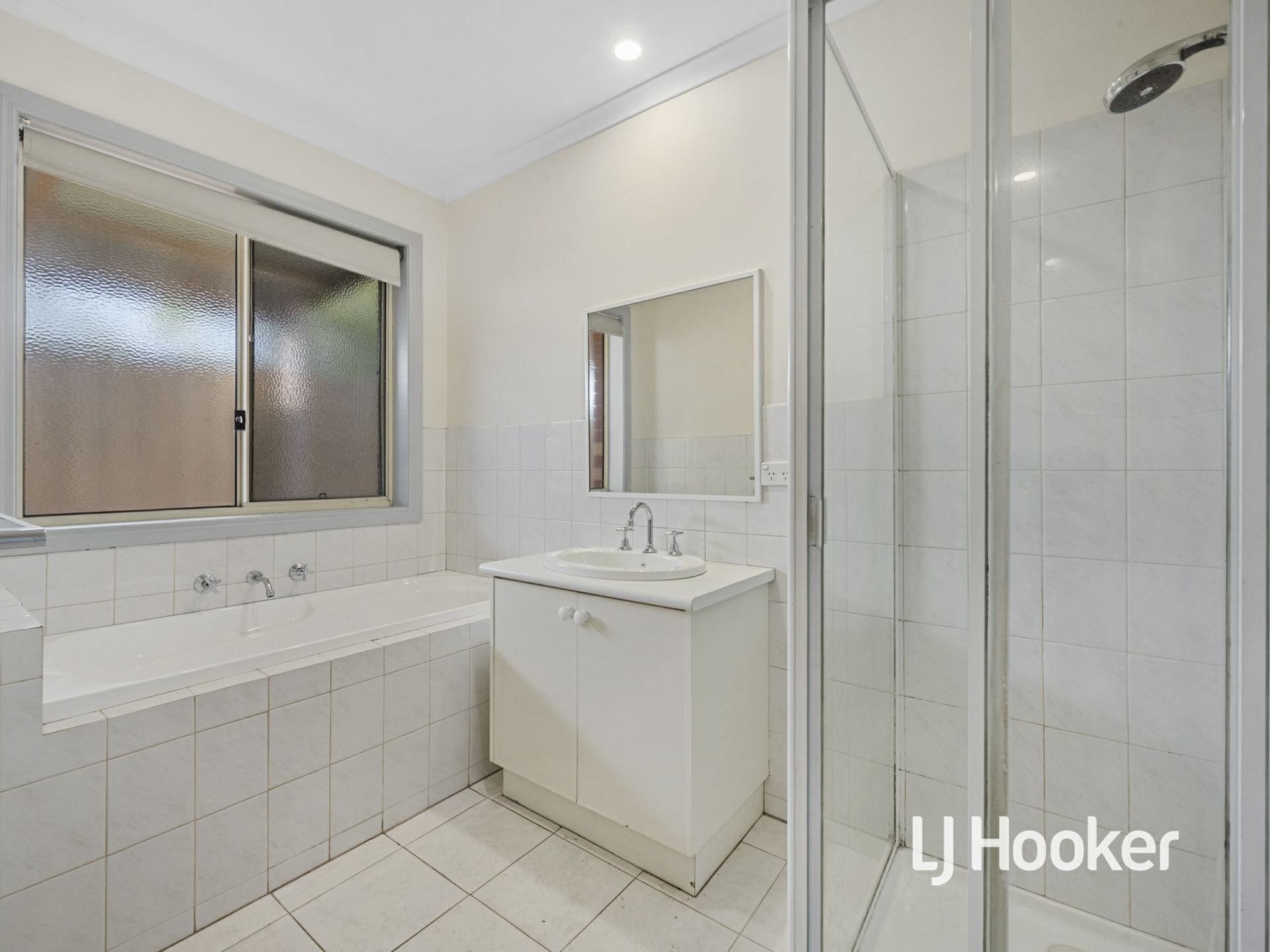 2/45 Songlark Crescent — photo 7 of 8