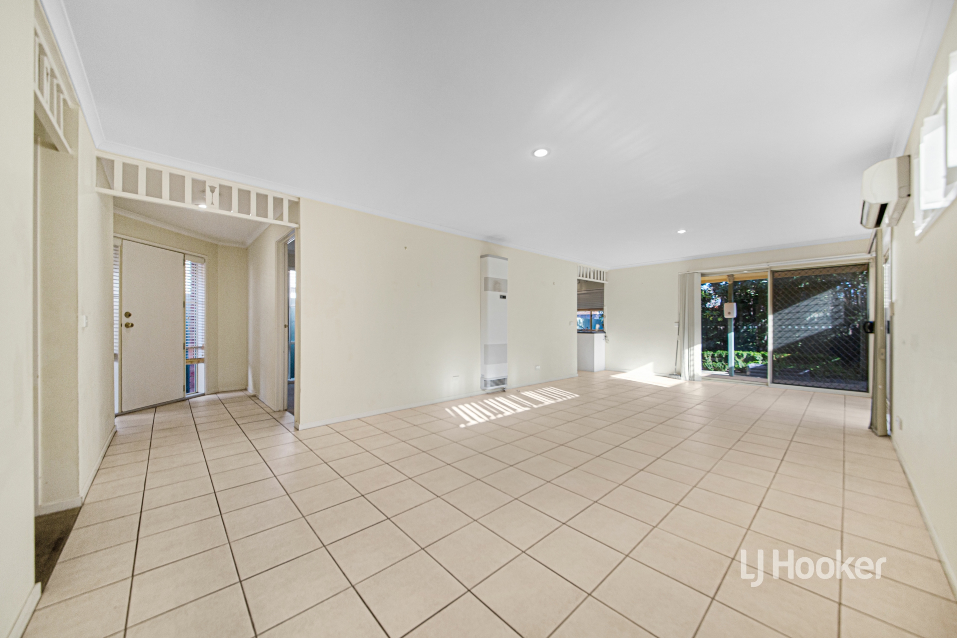 23 Leda Drive — photo 4 of 12
