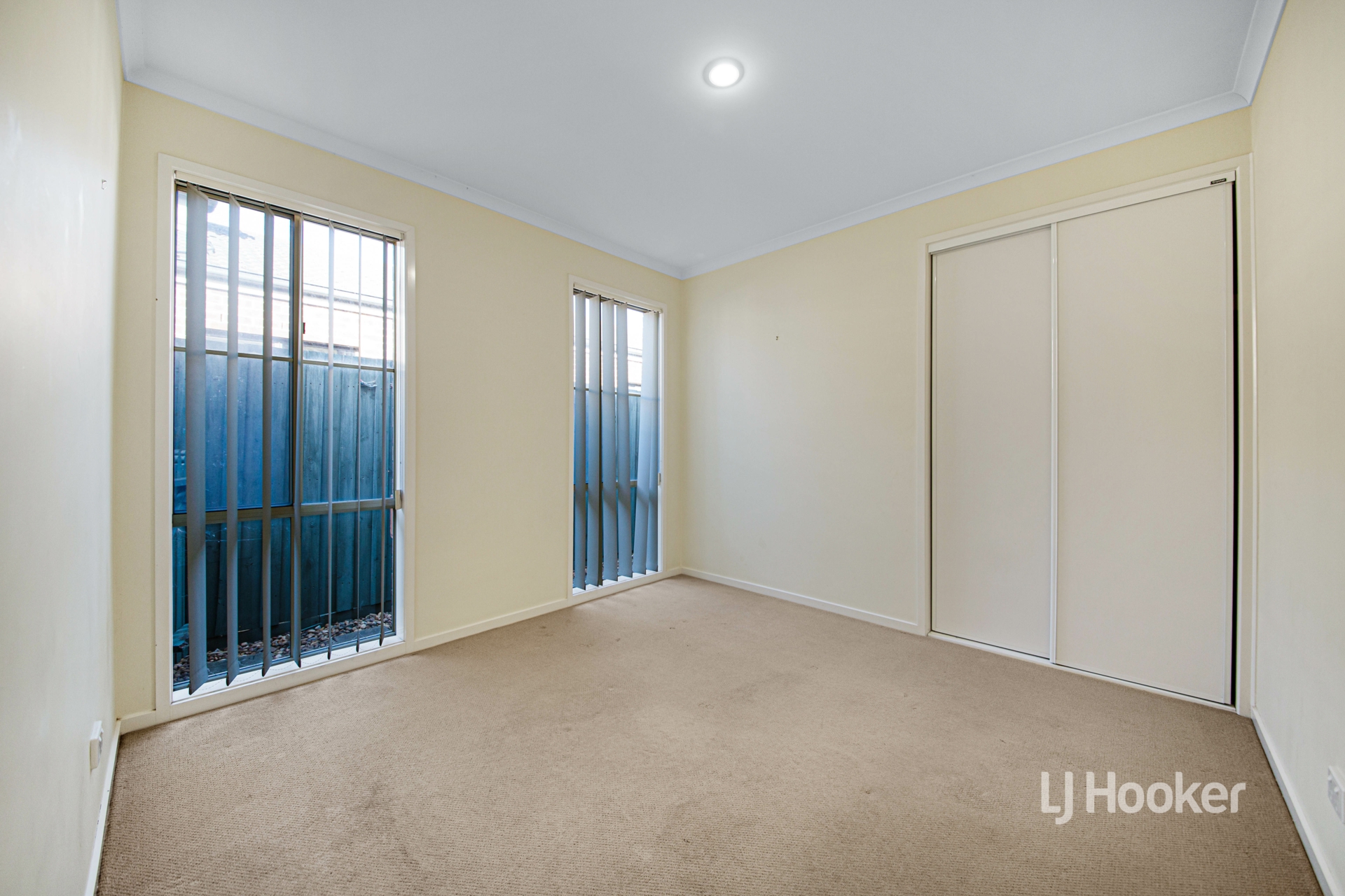 23 Leda Drive — photo 7 of 12