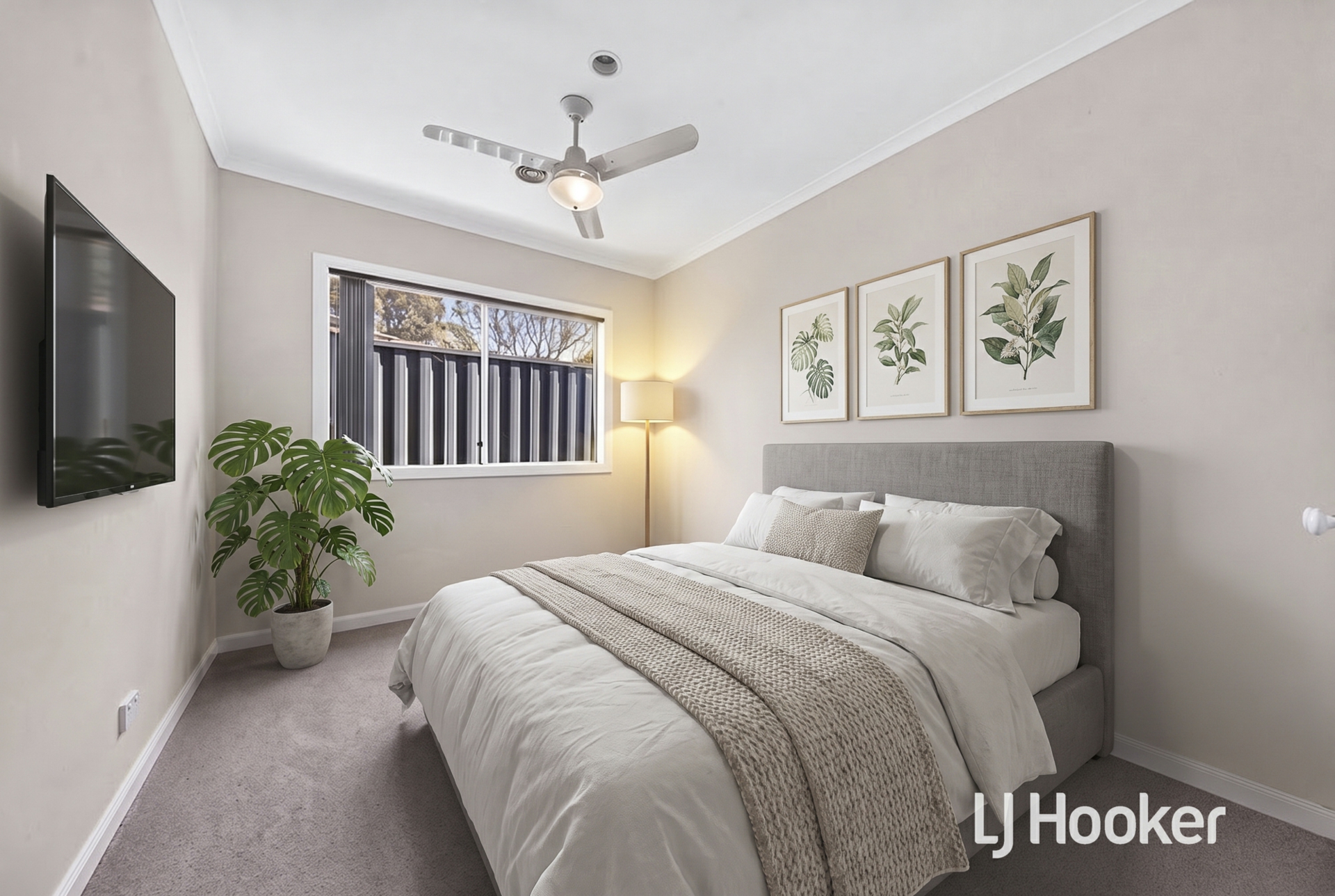 30 William McPherson Crescent — photo 11 of 14