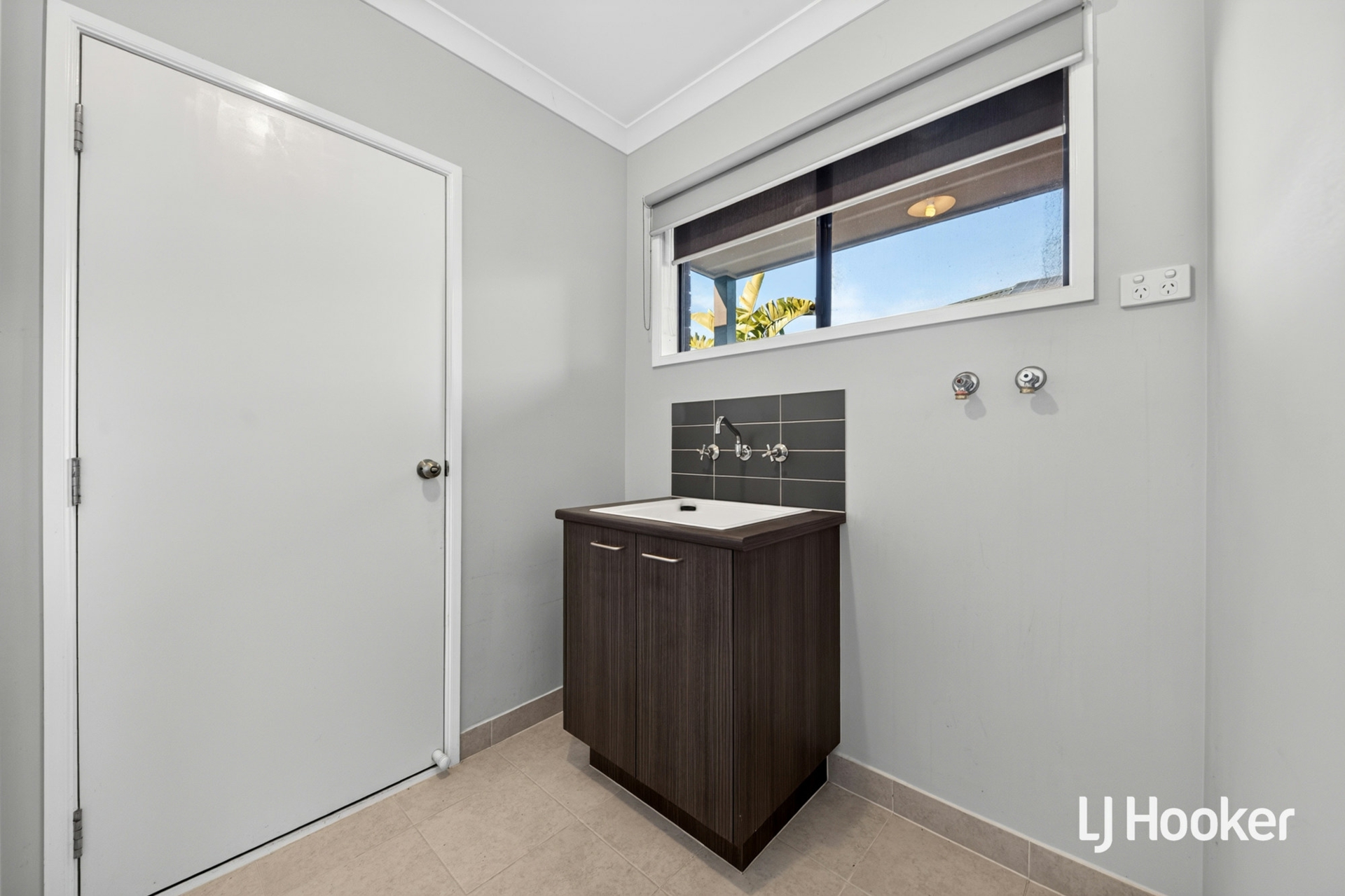 4 Suva Street — photo 7 of 16