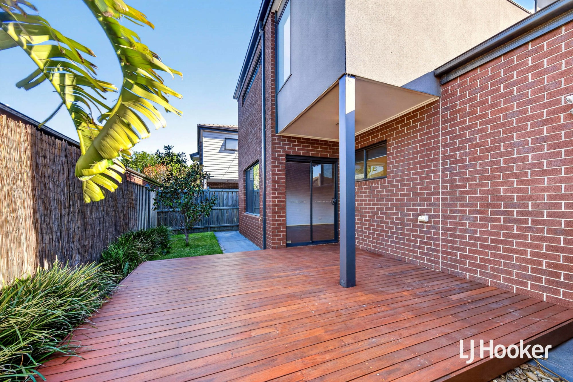4 Suva Street — photo 15 of 16