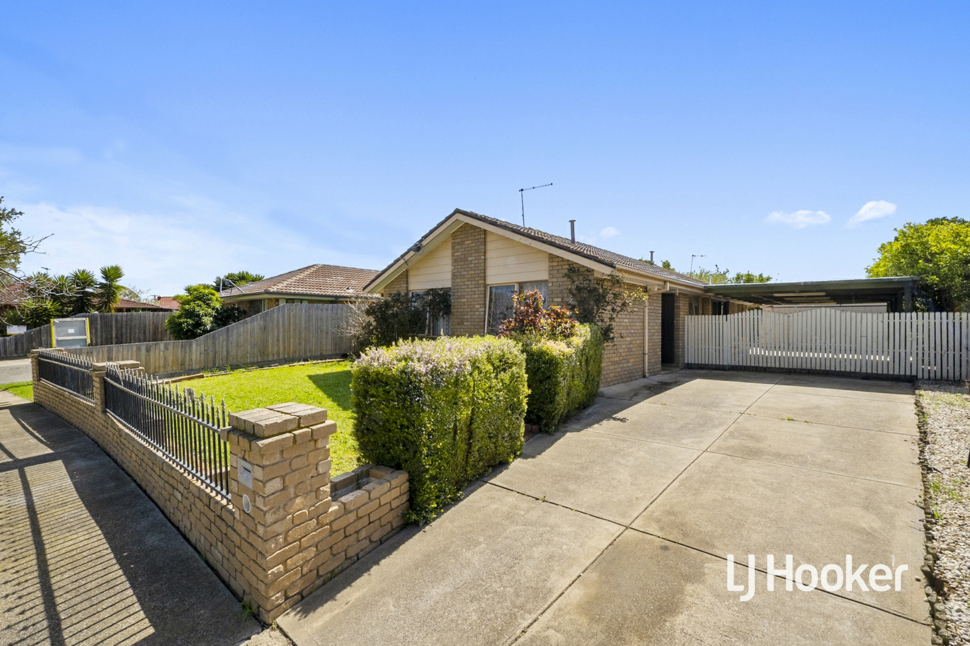 2 Magpie Court — photo from LJ Hooker Point Cook