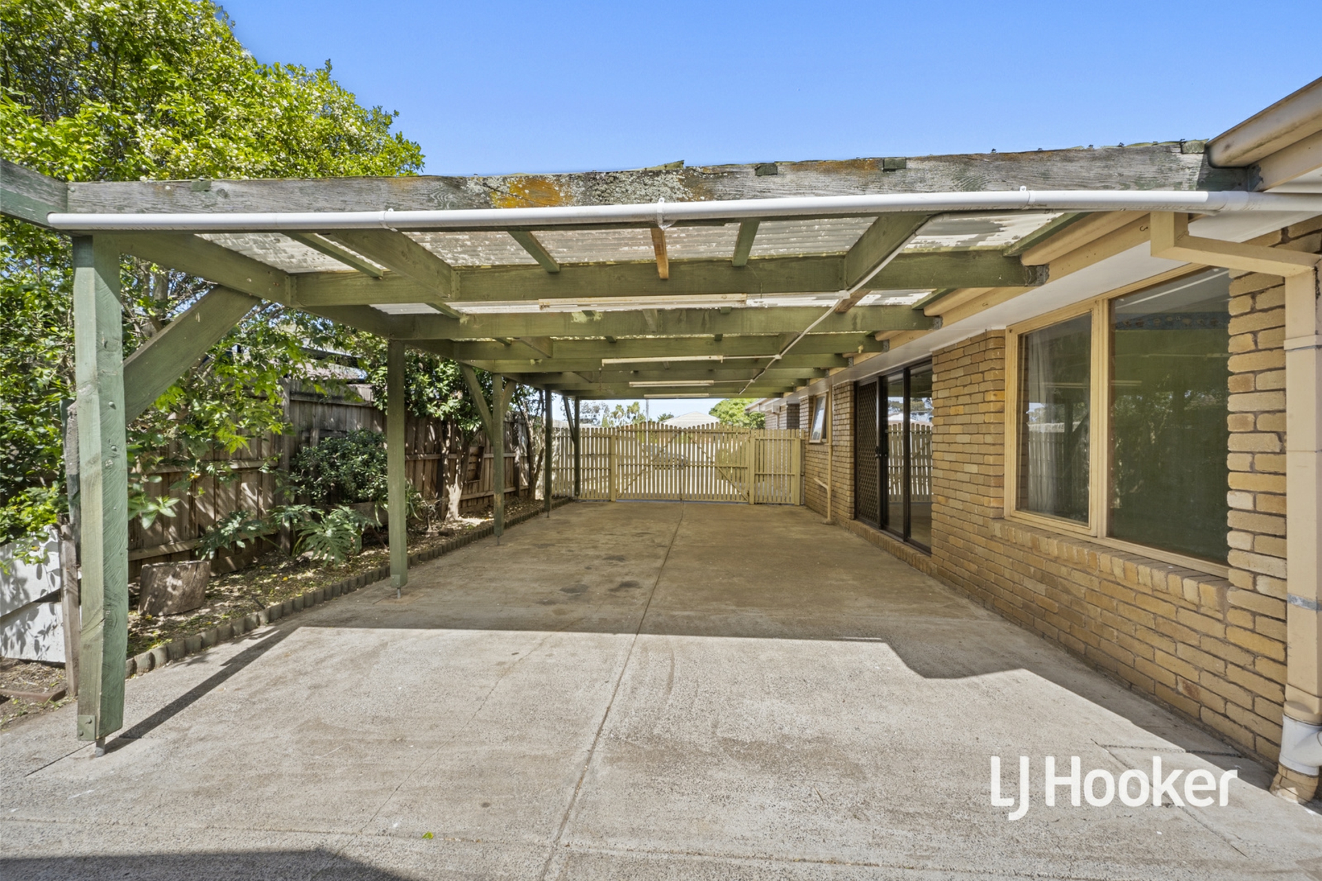2 Magpie Court — photo 2 of 11