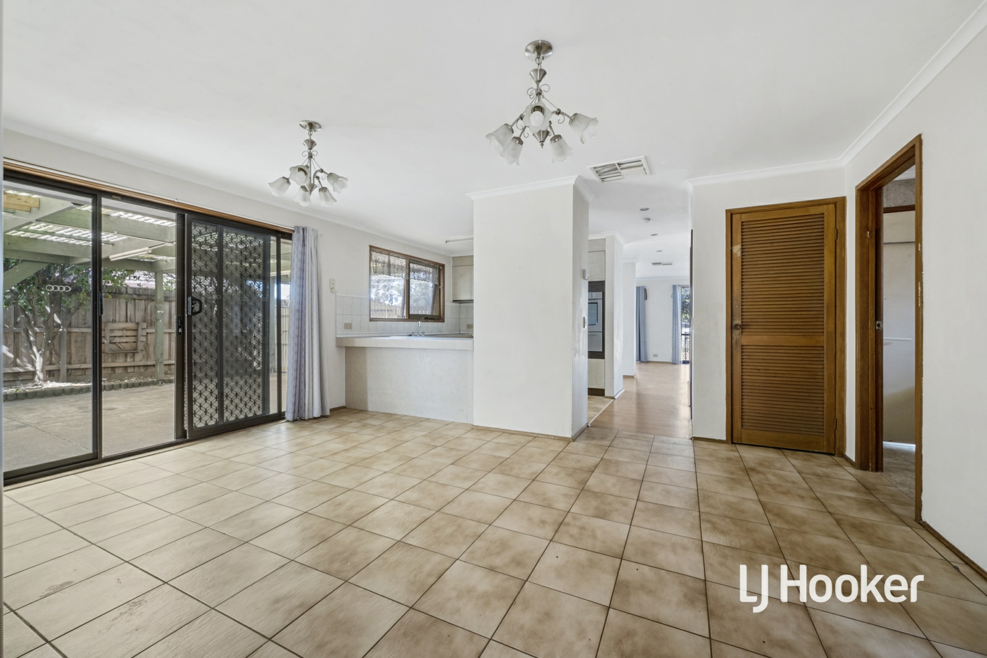2 Magpie Court — photo 5 of 11