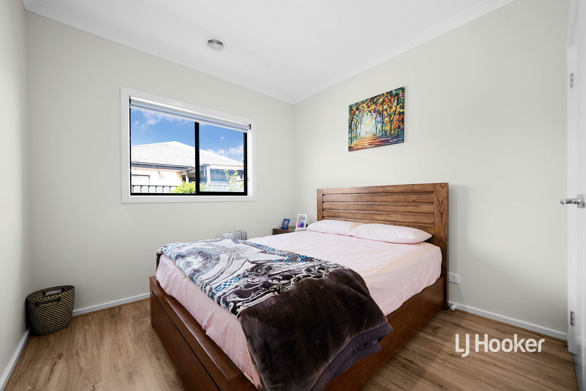 18 Maroon Street — photo 14 of 21