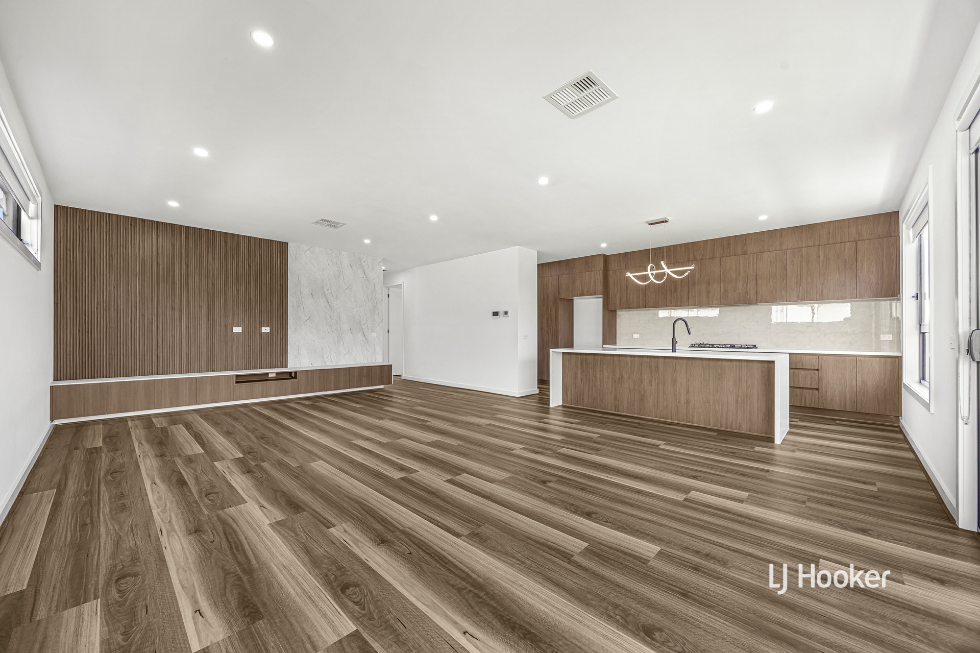 9 Hattonwall Road — photo 7 of 16