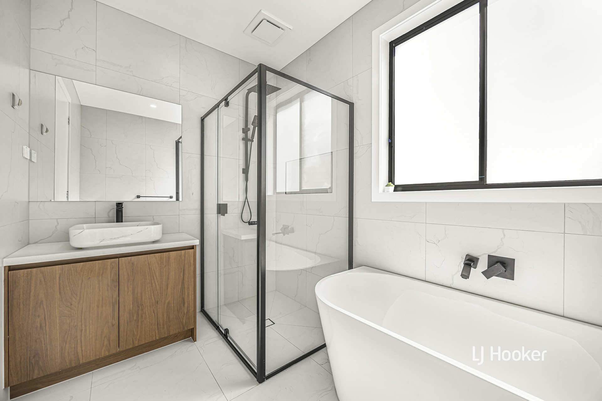 9 Hattonwall Road — photo 13 of 16