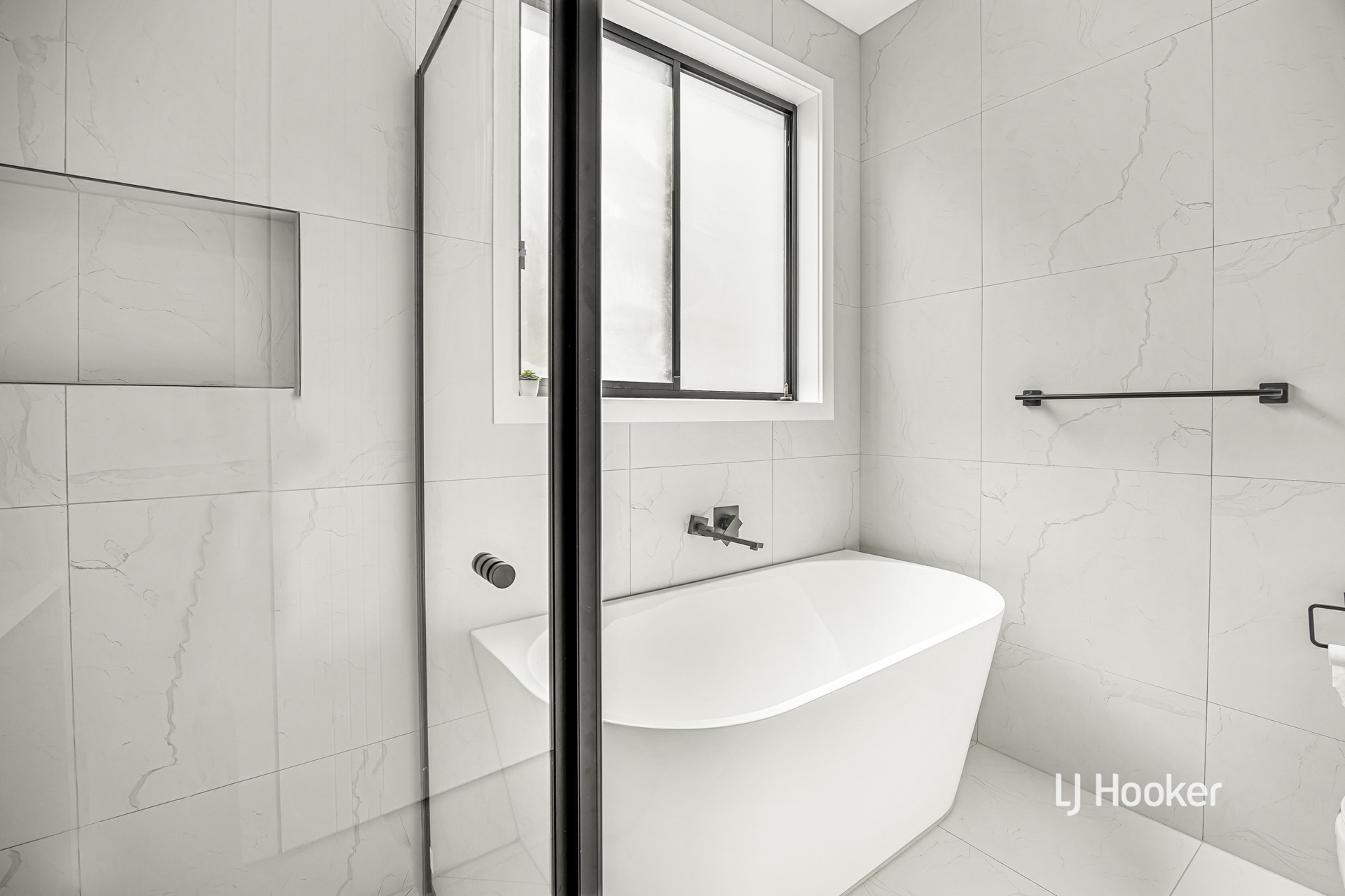 9 Hattonwall Road — photo 14 of 16