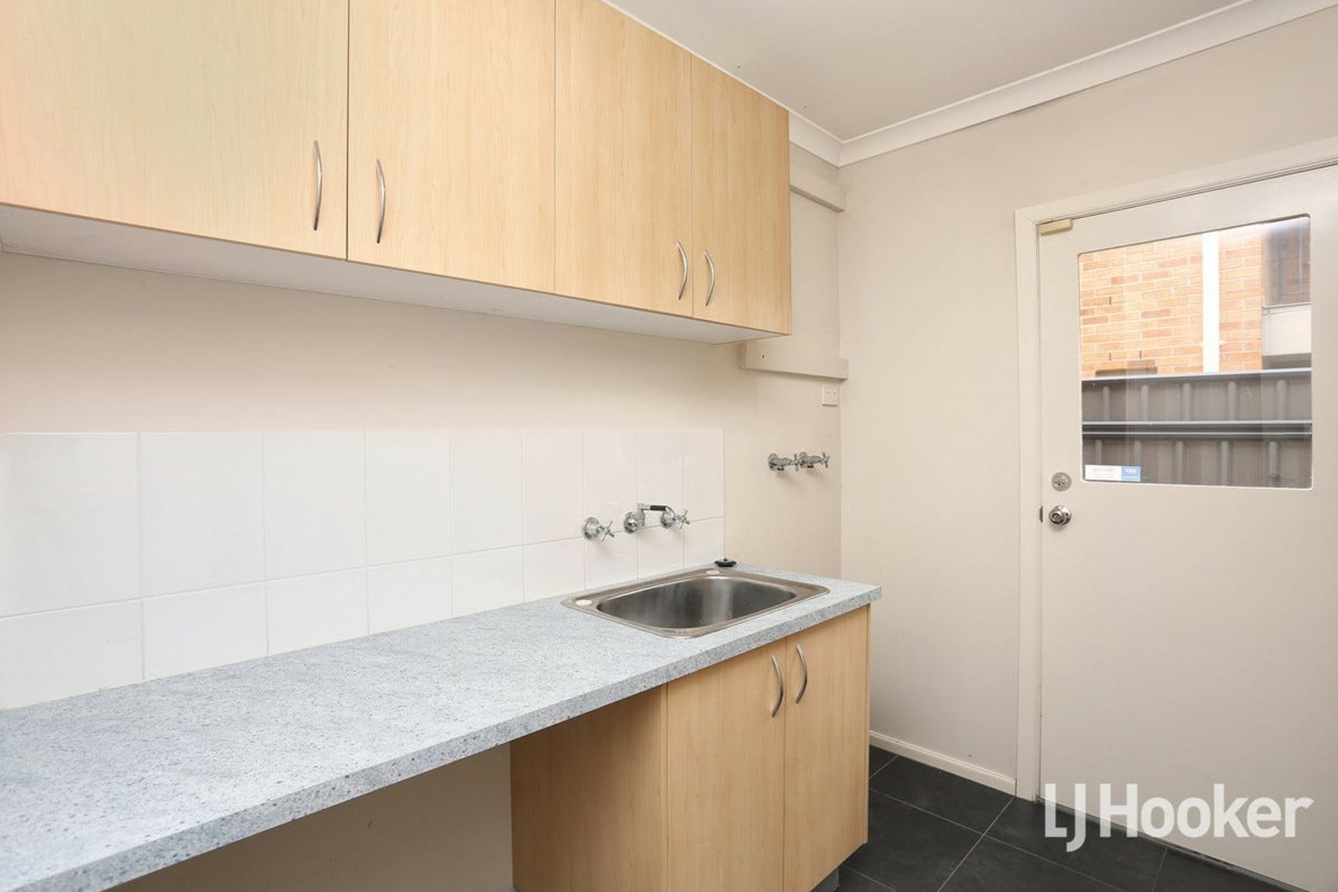 3 Cowan Parkway — photo 9 of 10