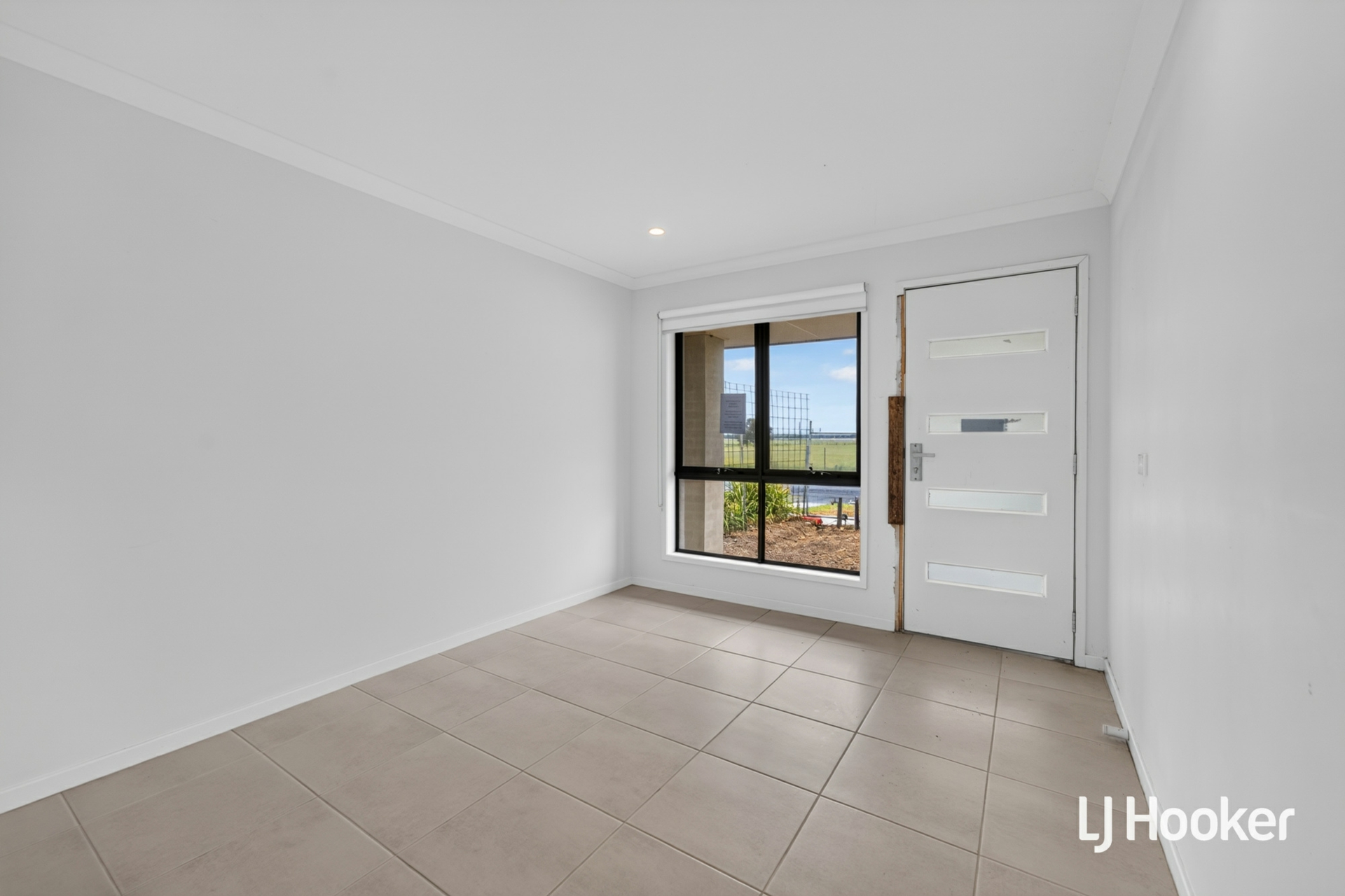 20 Josephine Street — photo 3 of 13