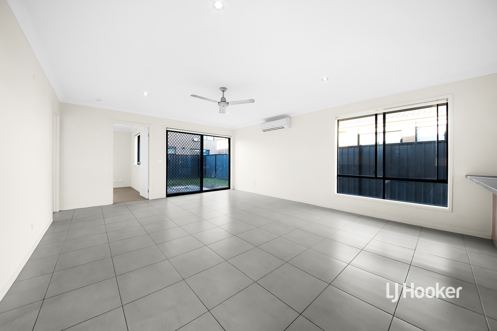 21 Michael Place — photo 8 of 16