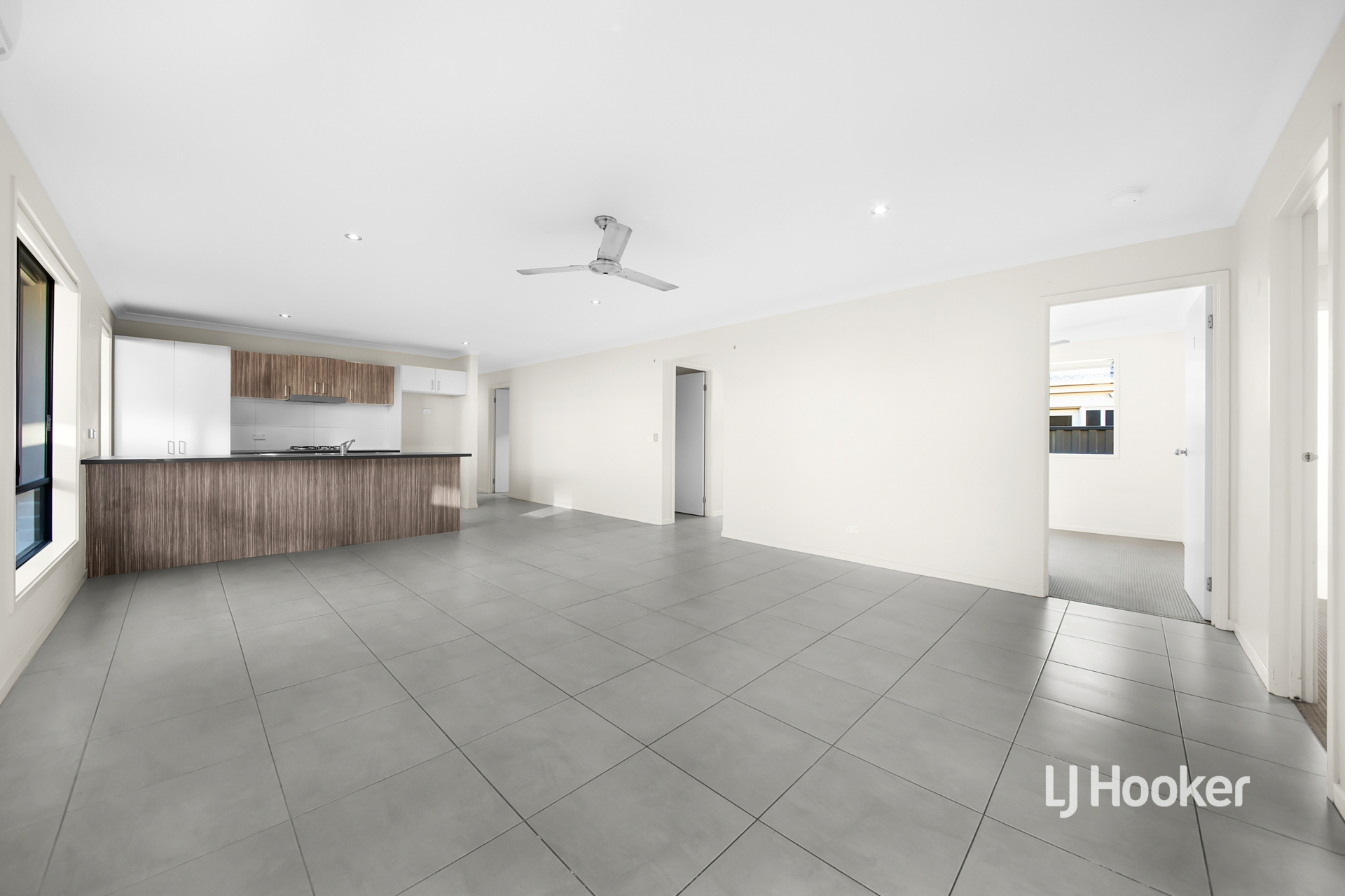21 Michael Place — photo 9 of 16