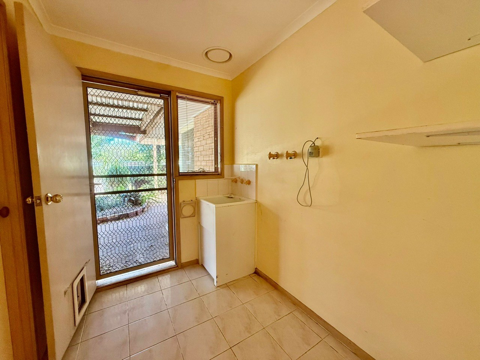 8 Macks Place — photo 7 of 9