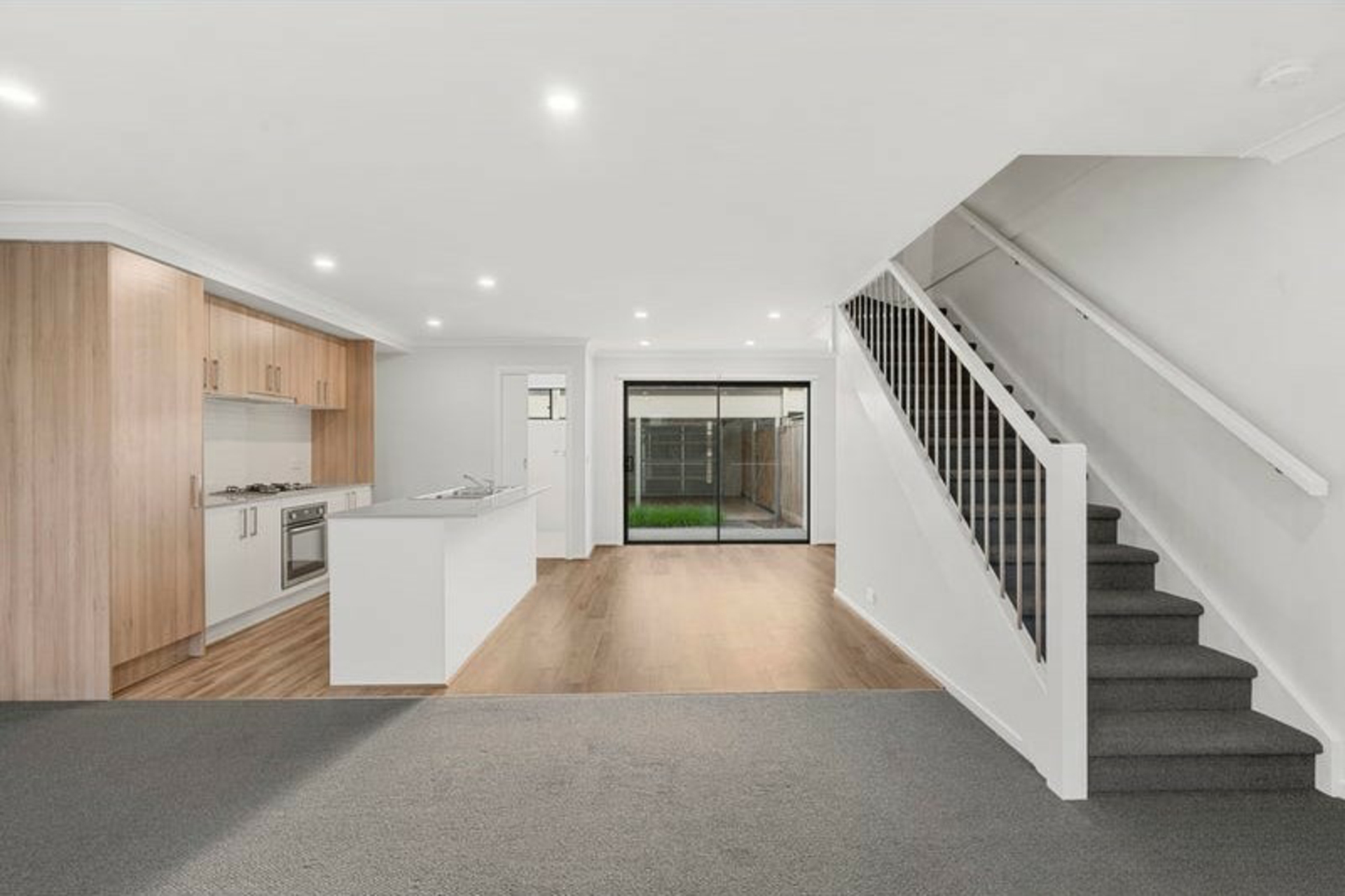 957 Morris Road — photo 3 of 14