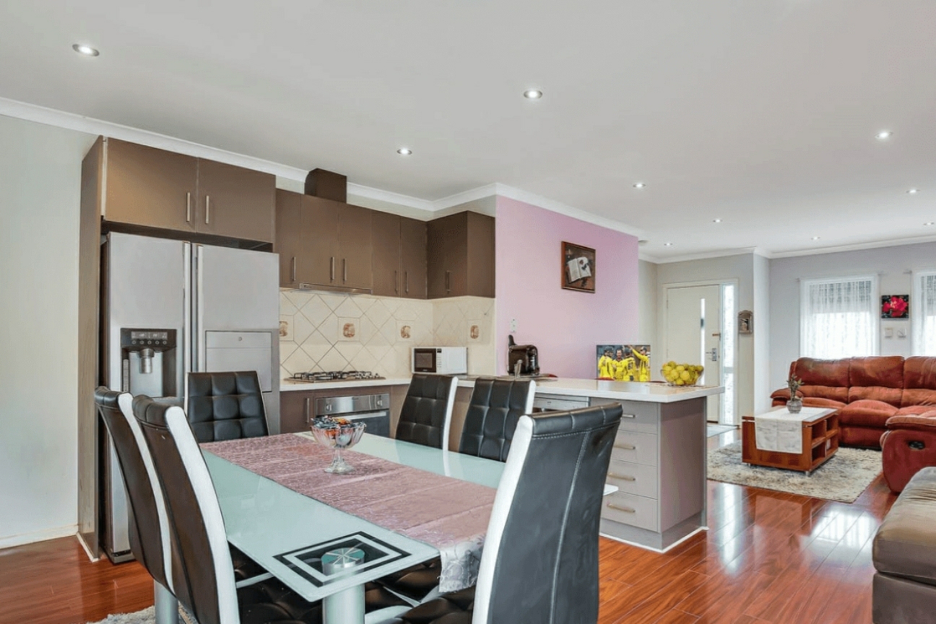 9 Lazor Street — photo 6 of 14