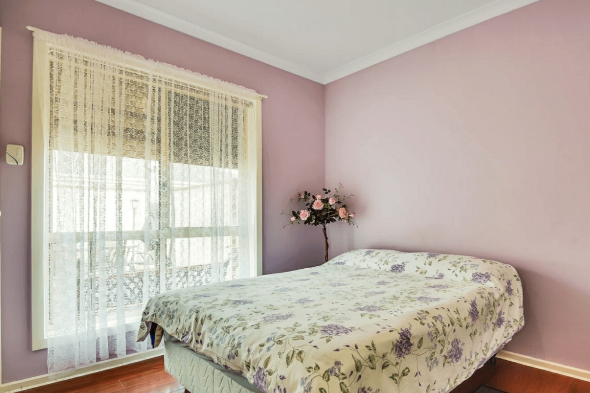 9 Lazor Street — photo 8 of 14