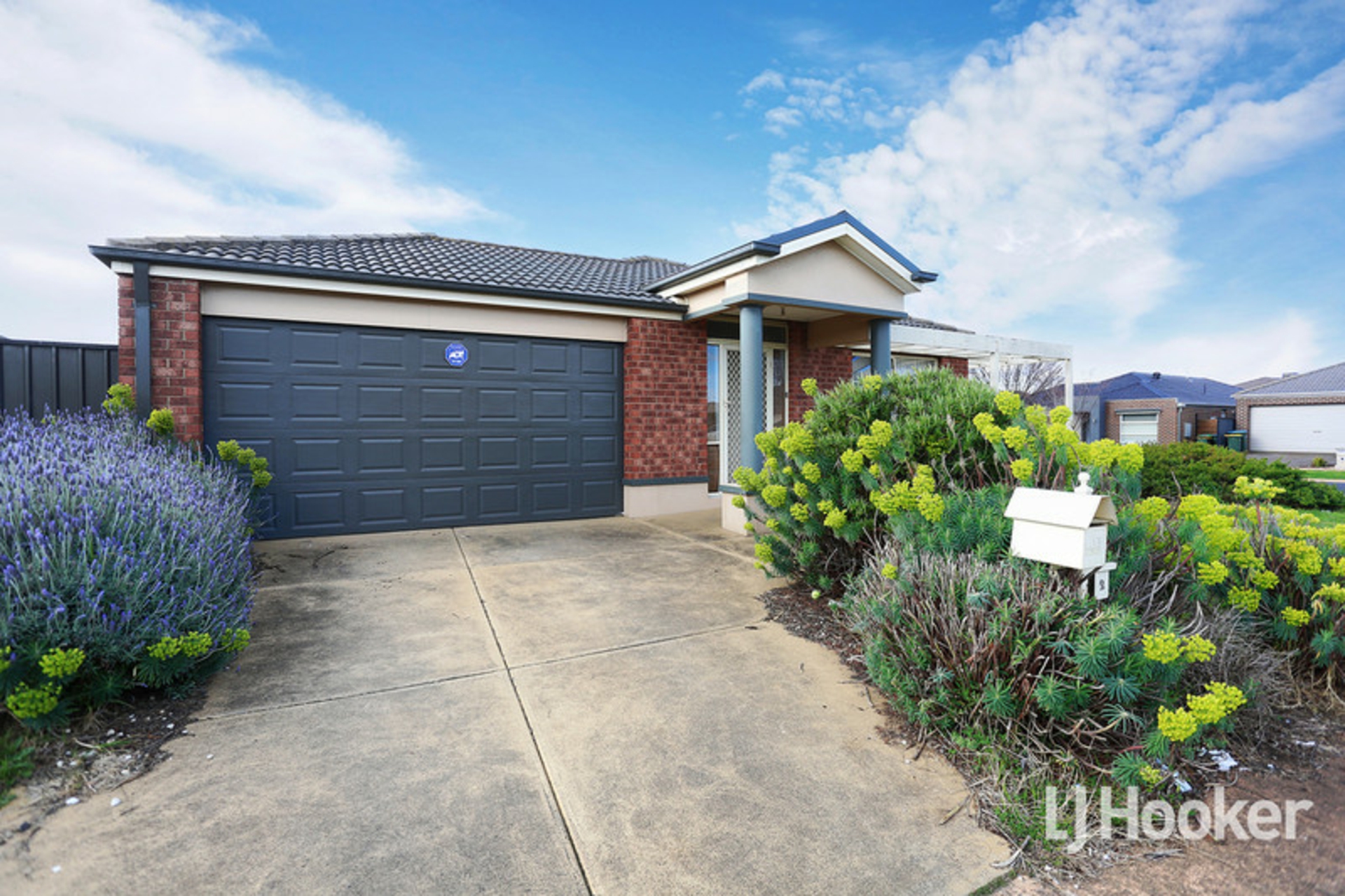2 Dexter Grove — photo from LJ Hooker Point Cook