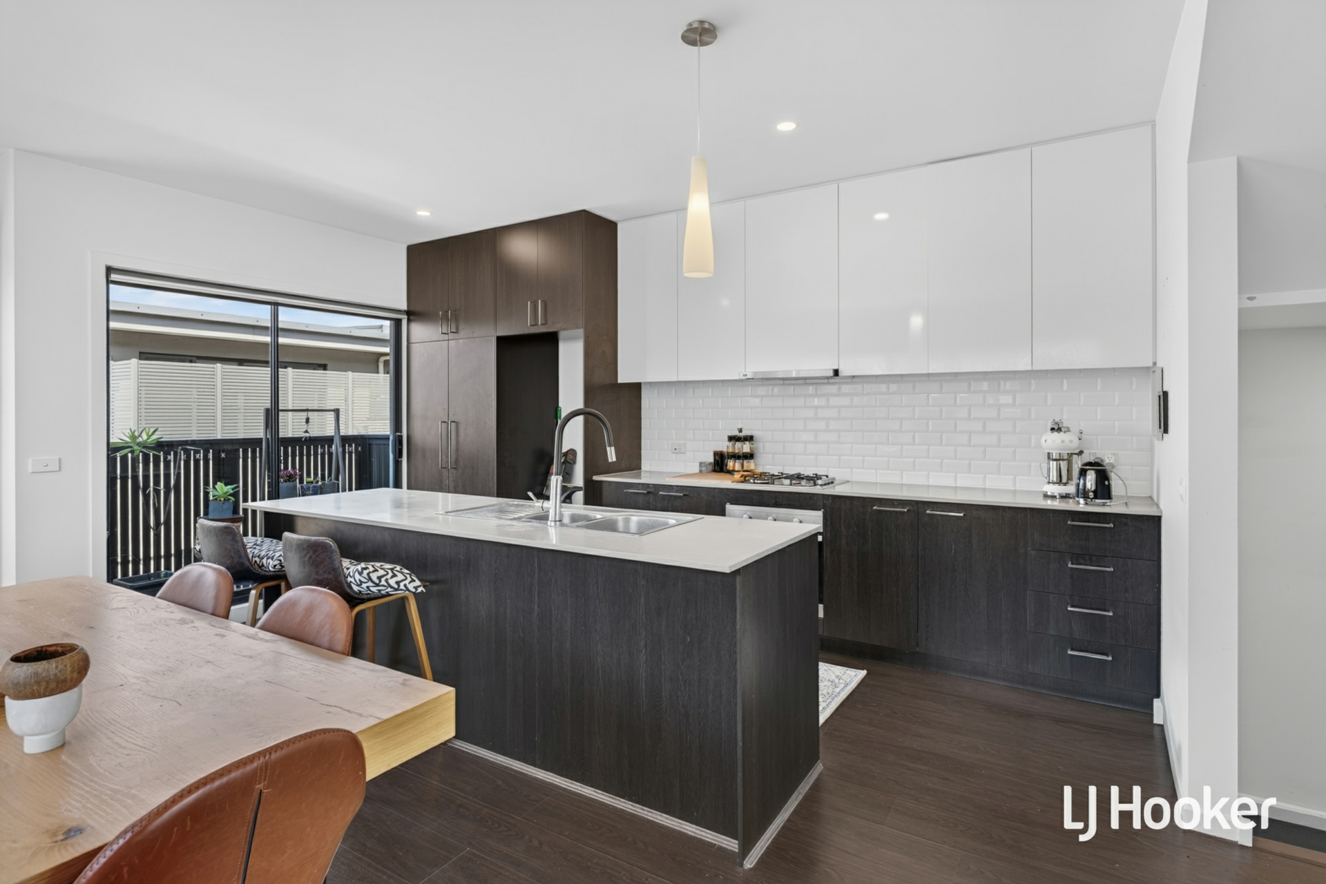 15 Tribeca Drive — photo 4 of 17