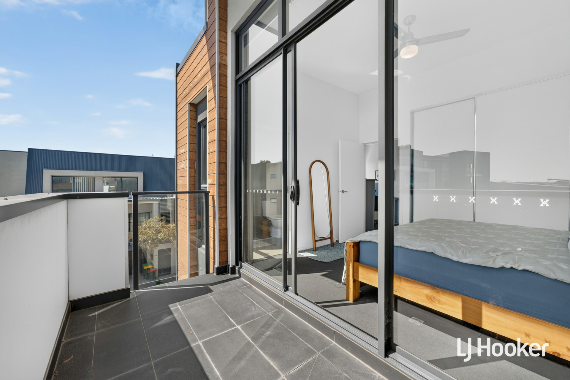 15 Tribeca Drive — photo 10 of 17