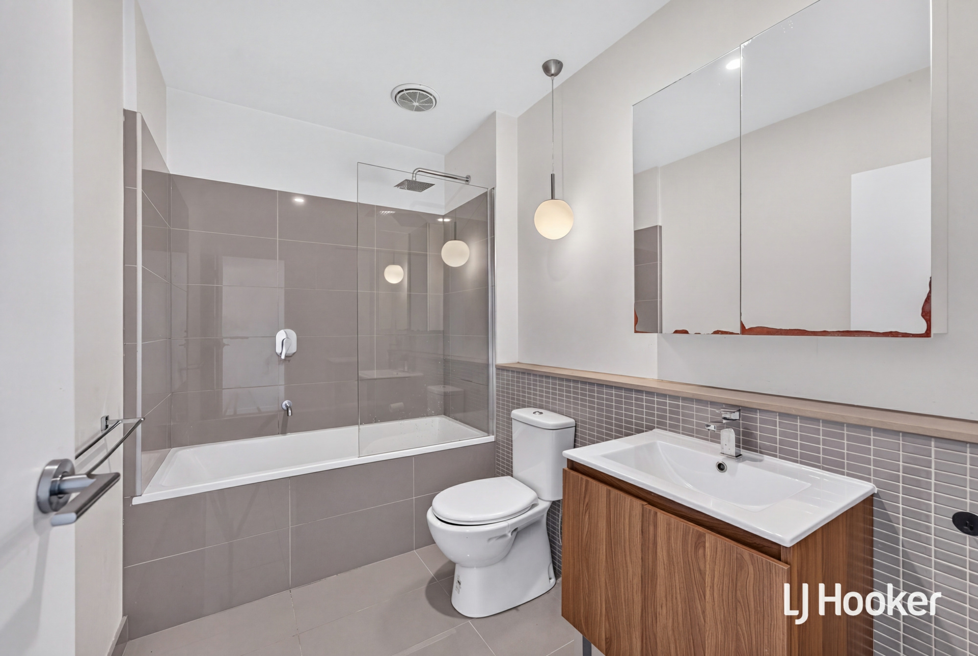 15 Tribeca Drive — photo 13 of 17
