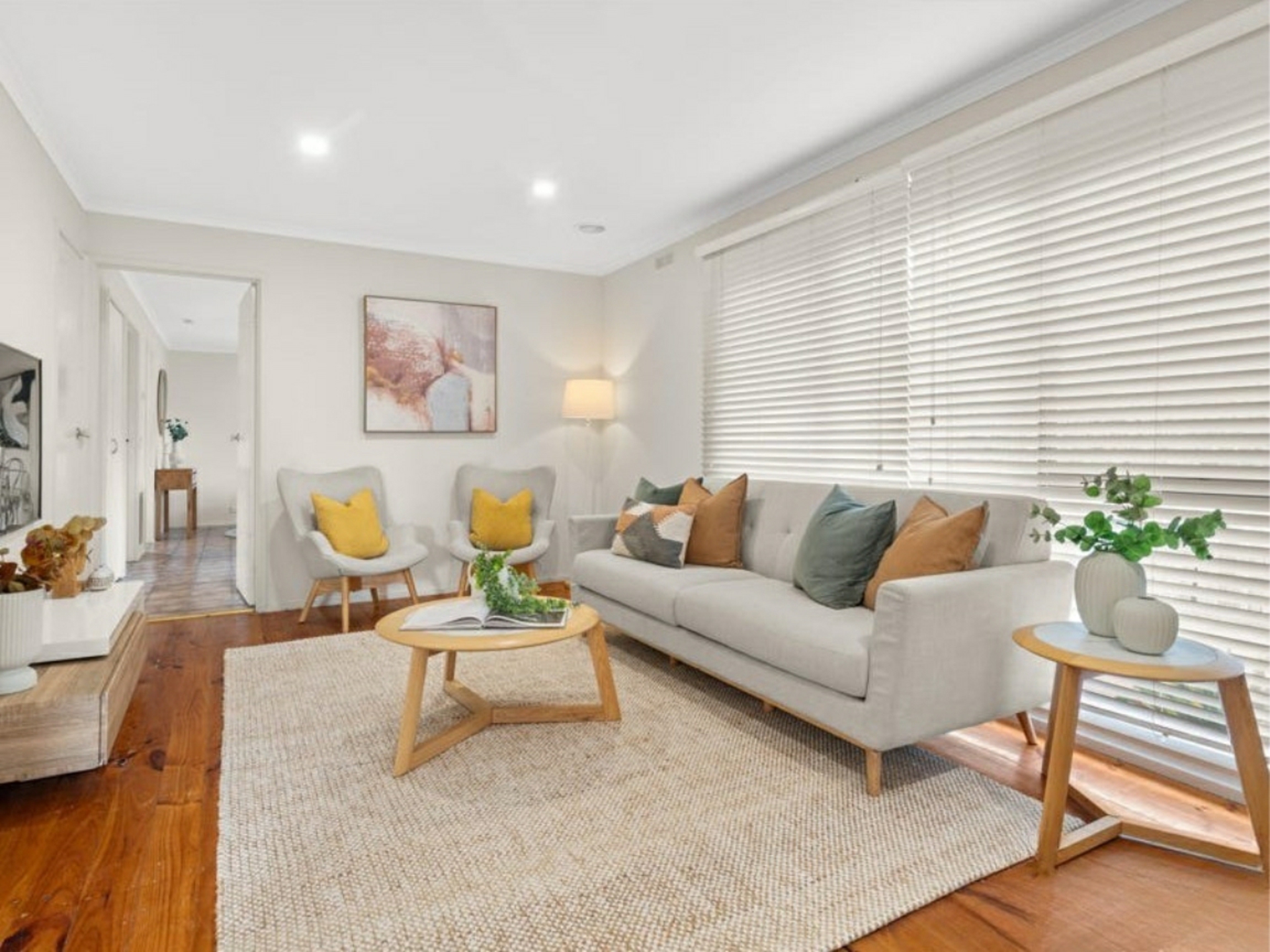 6 Gloucester Court — photo 2 of 11