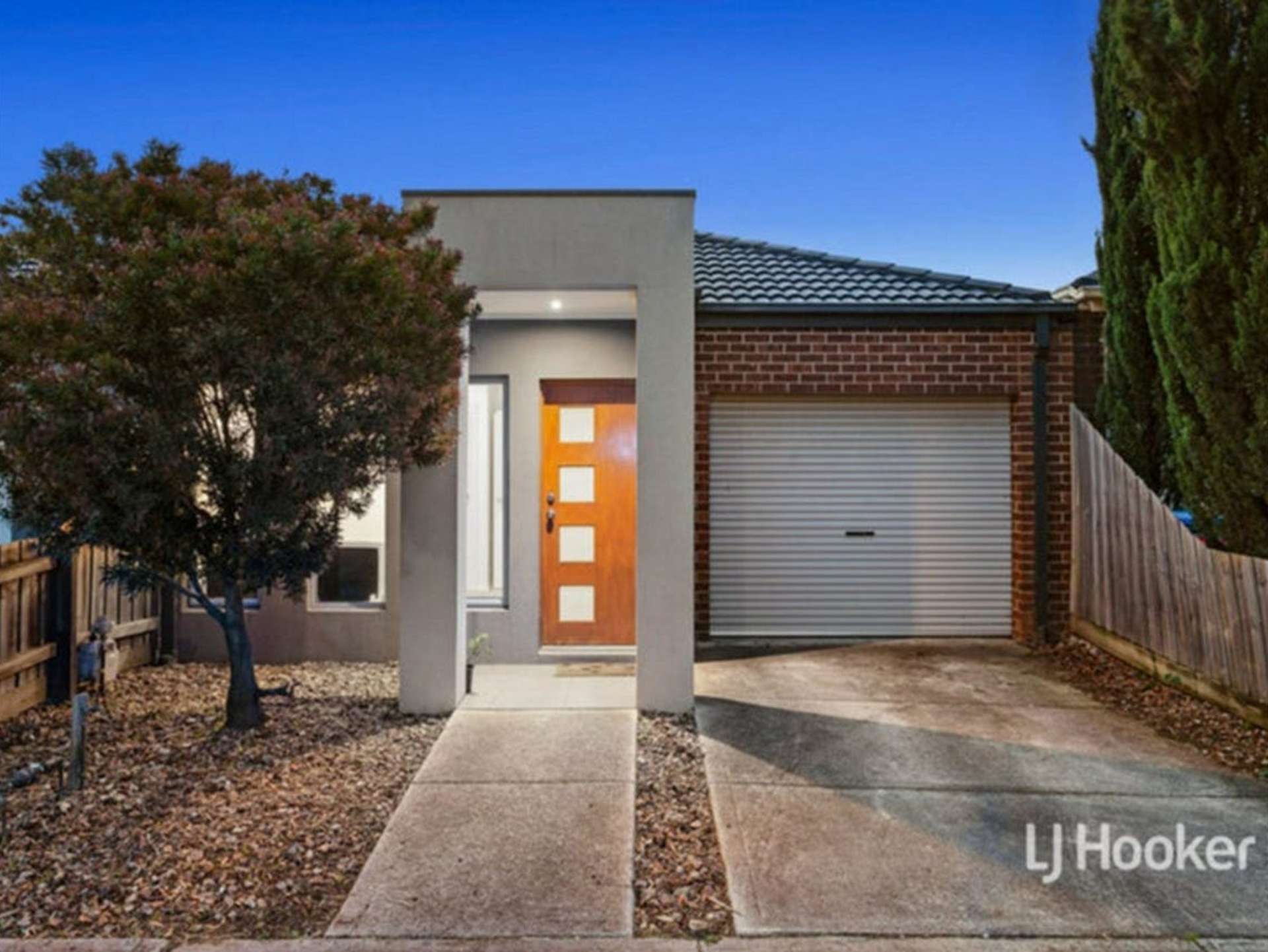 2/33 Memphis Drive — photo from LJ Hooker Point Cook