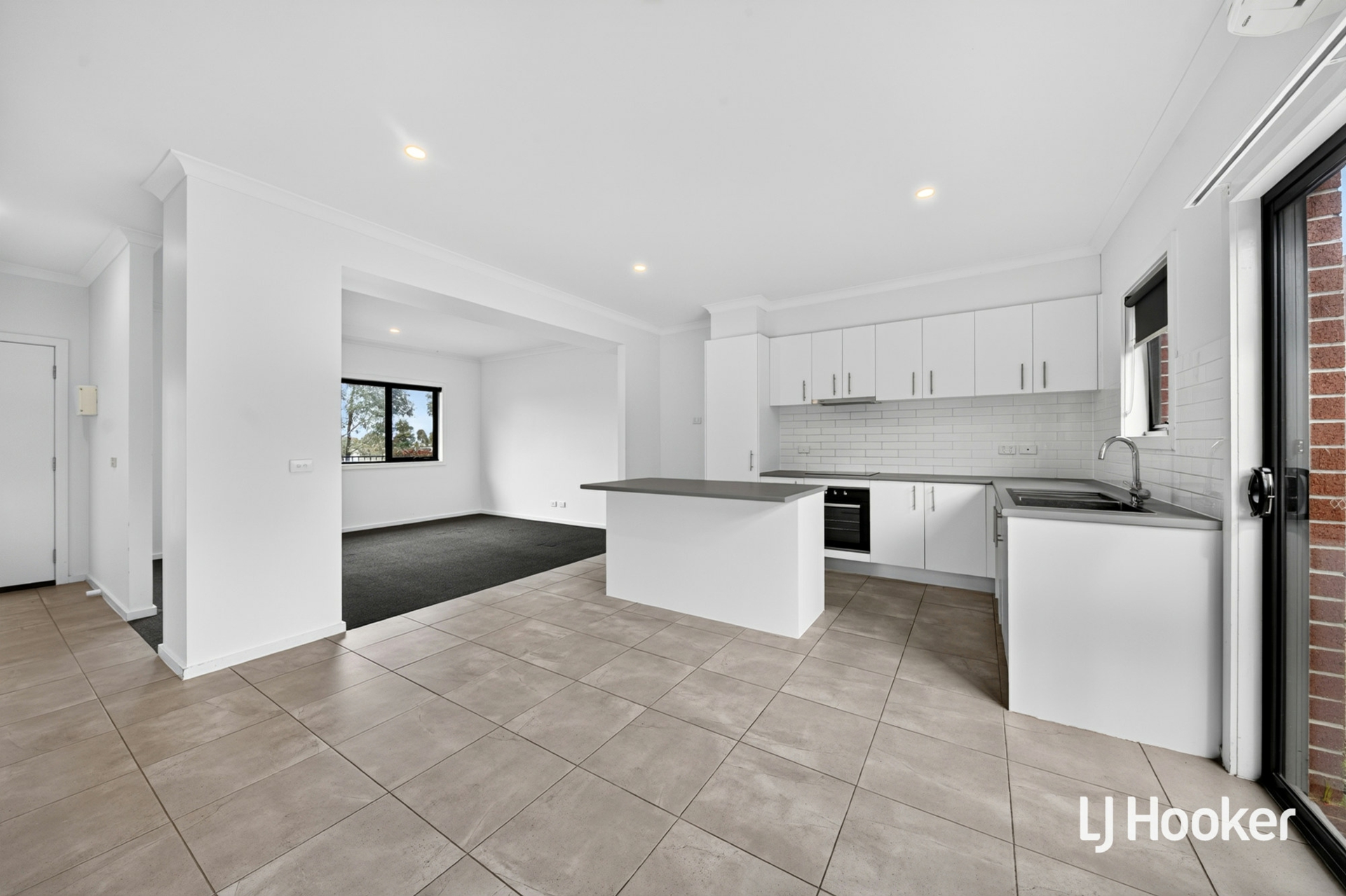 10/205 James Mirams Drive — photo 6 of 14