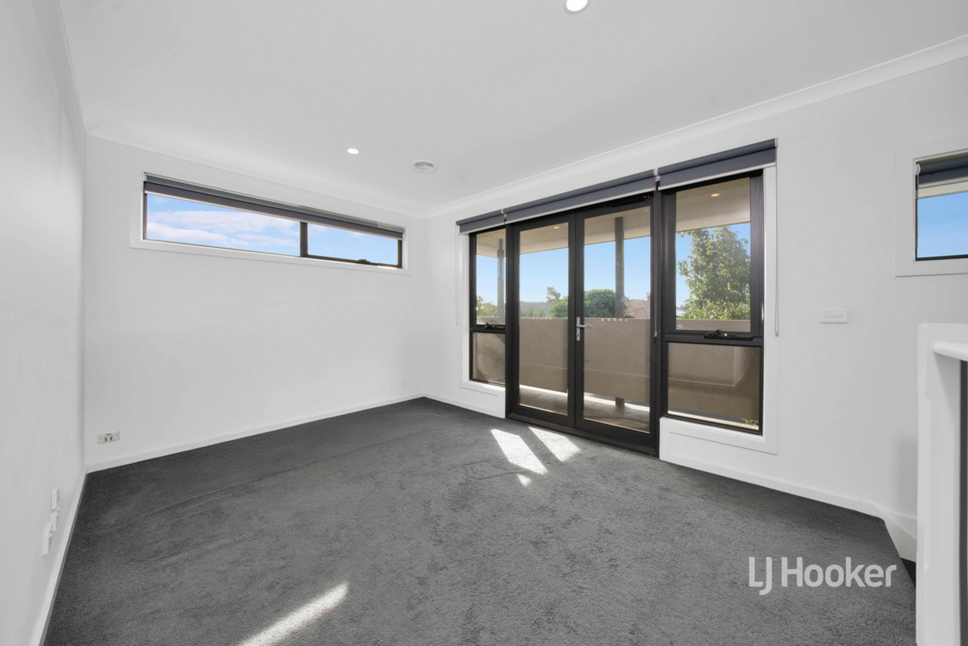 8 Mingay Close — photo 8 of 13