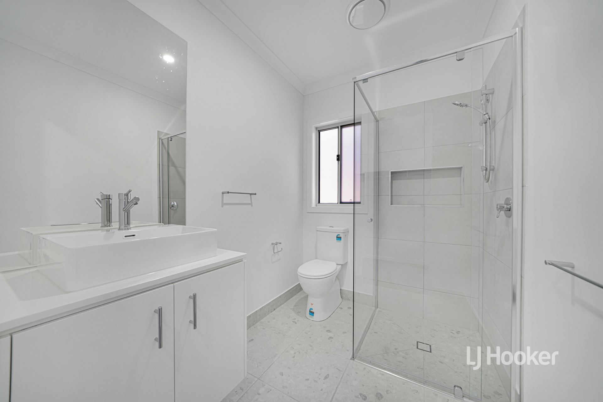 120 Highline Boulevard — photo 12 of 14