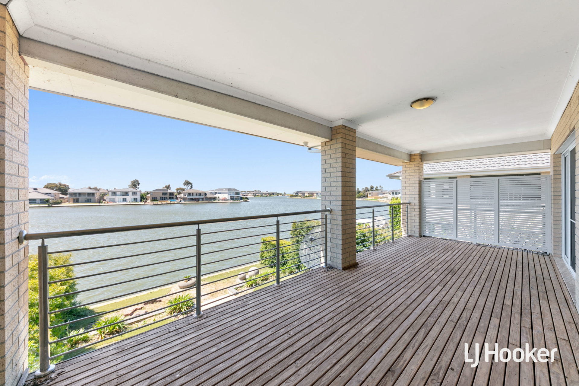 193 Sanctuary Lakes South Boulevard — photo 13 of 22