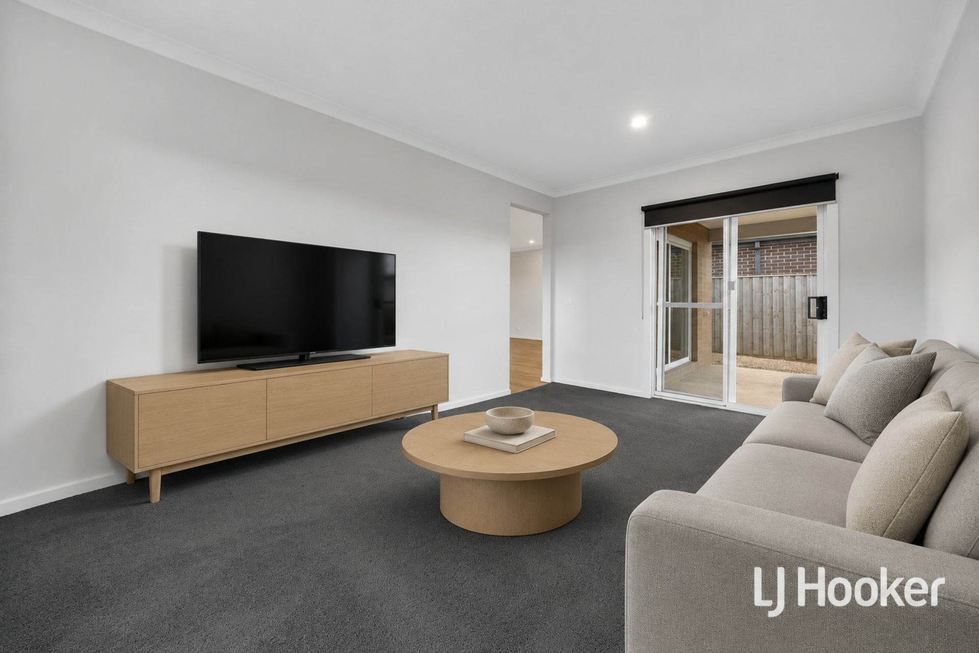 38 Tuppal Drive — photo 11 of 12