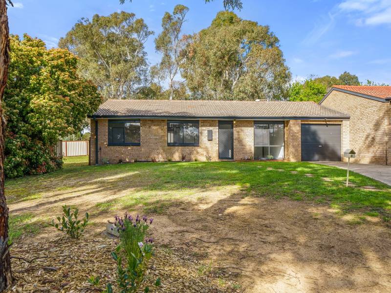 8 Skertchly Place, Florey
