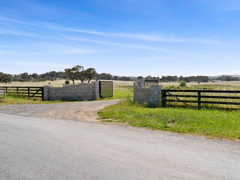 14 Avonley Road, MAJURA