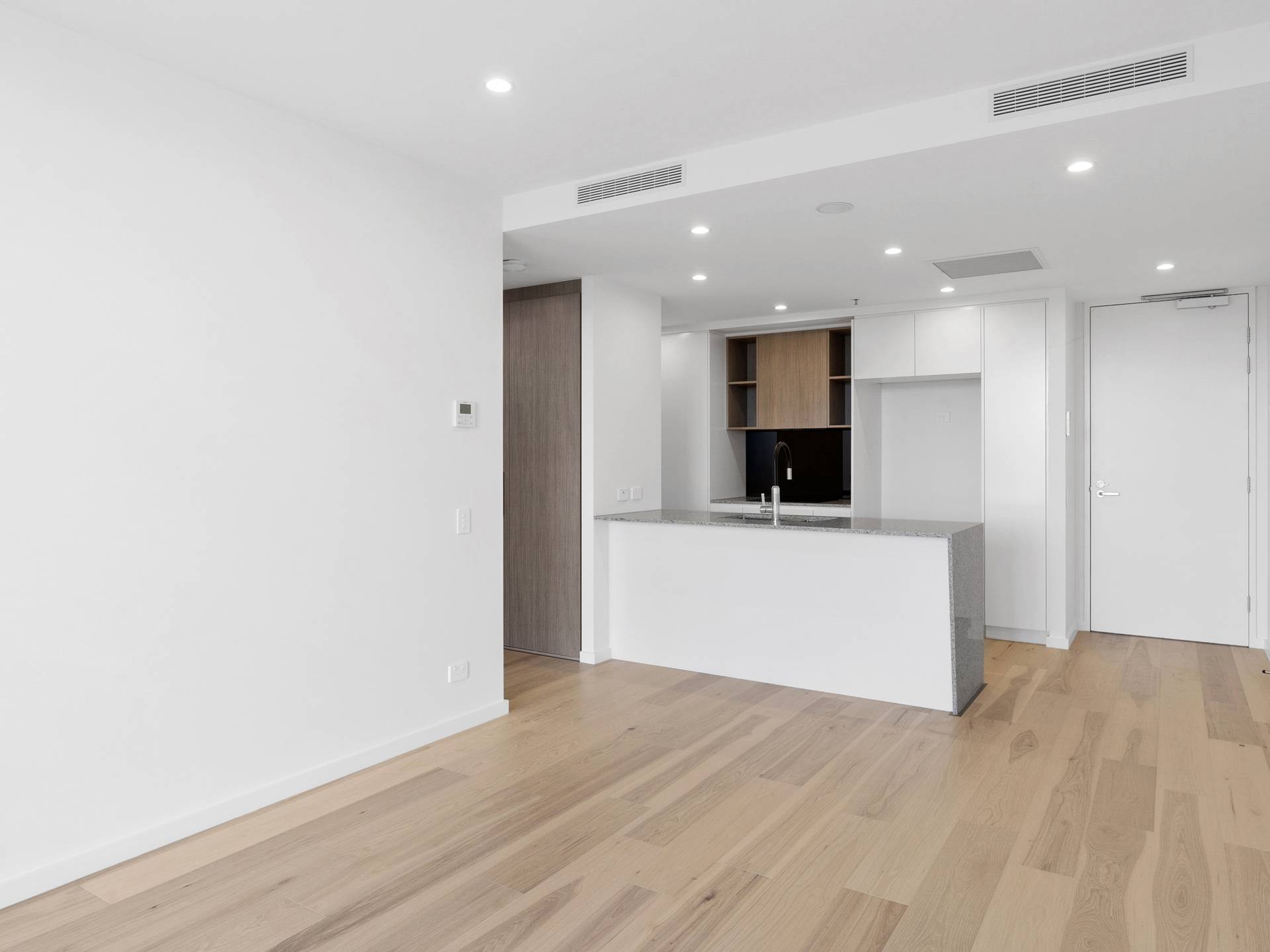 611/65 Cooyong Street, BRADDON