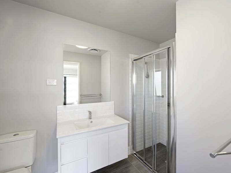 218/12 Limburg Way, GREENWAY