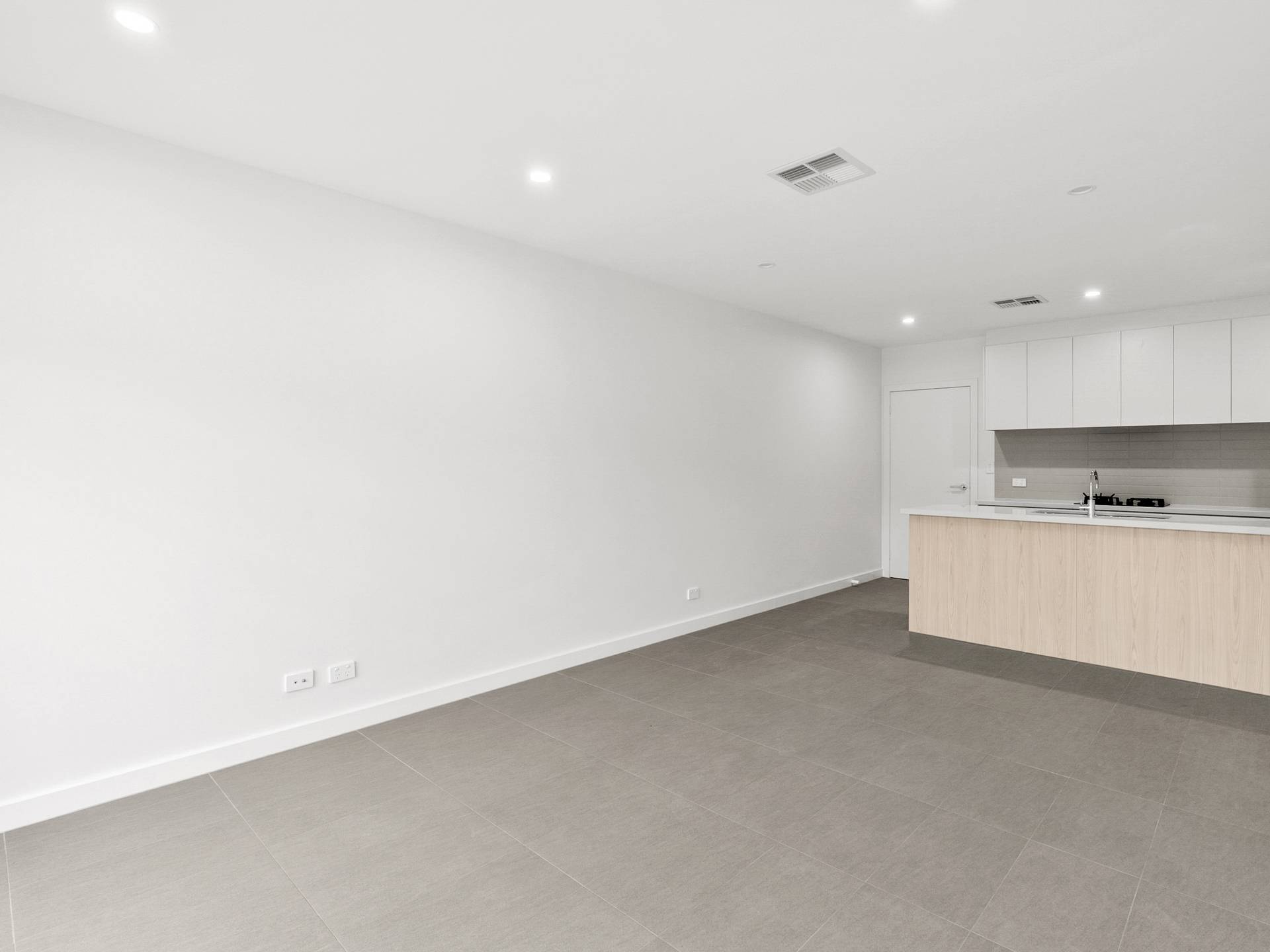 43/60 Kingsland Parade, CASEY