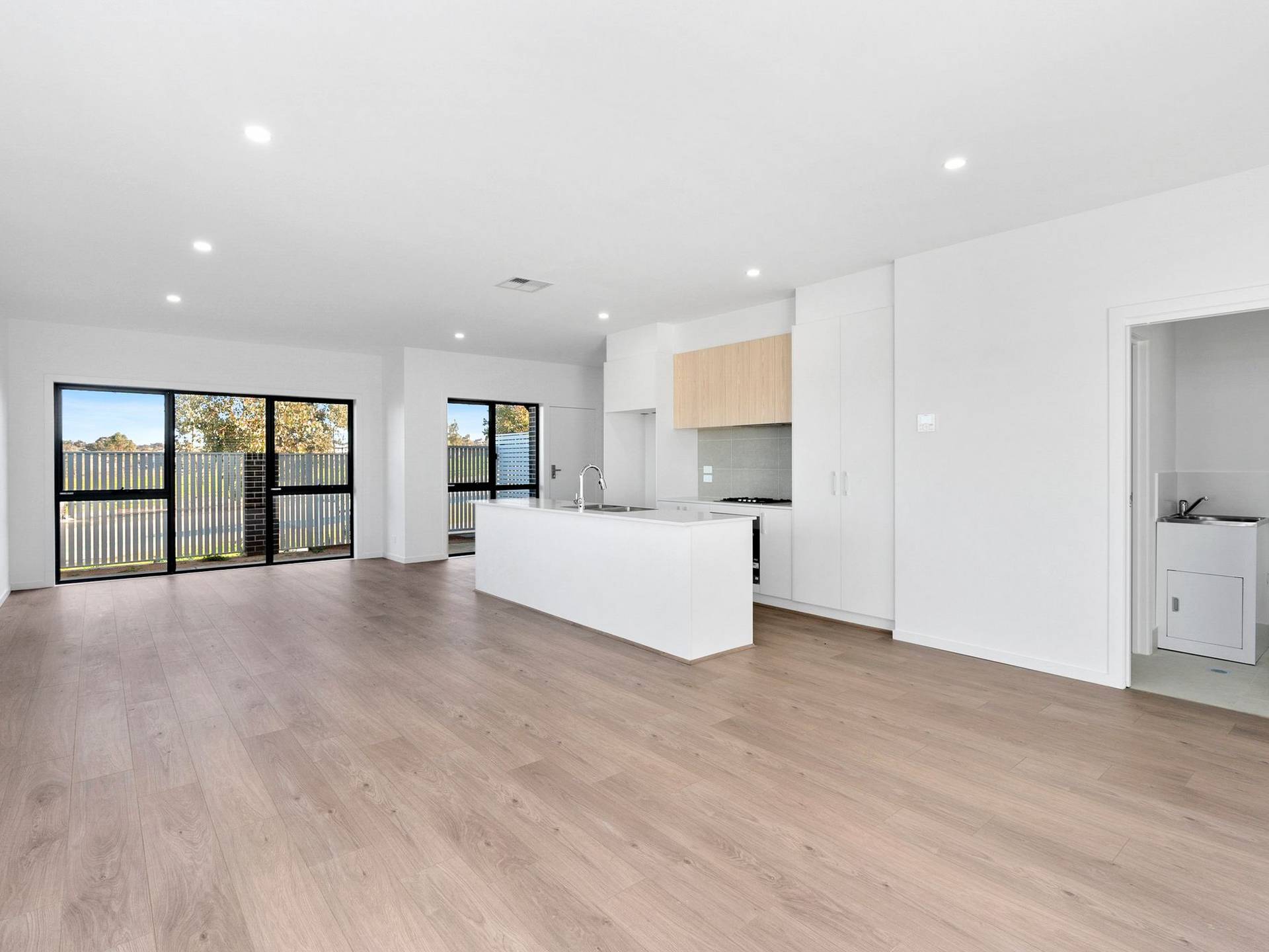 1/6 Grenfell Avenue, TAYLOR